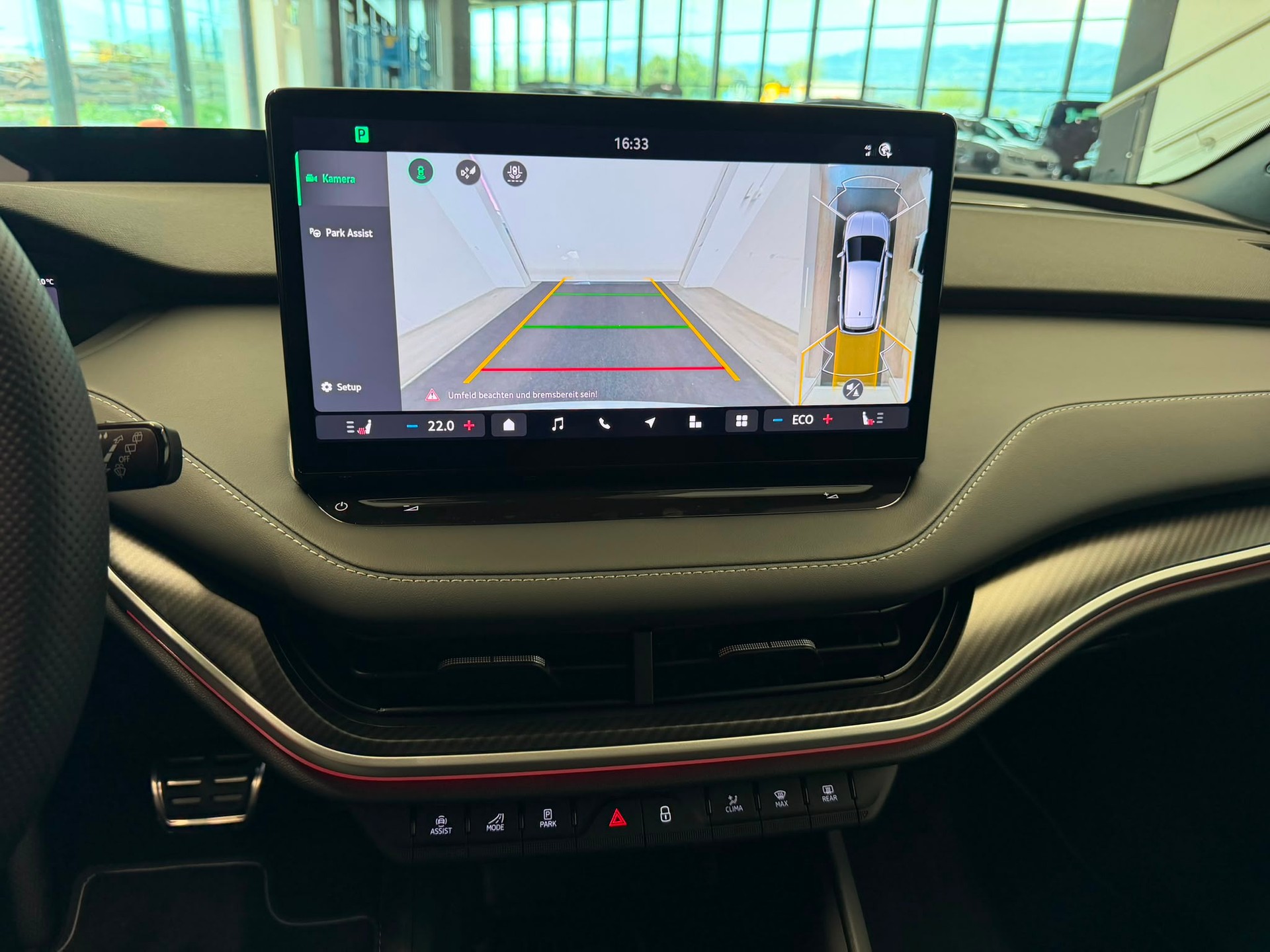 SKODA Enyaq 85x Sportline 4x4-image-19