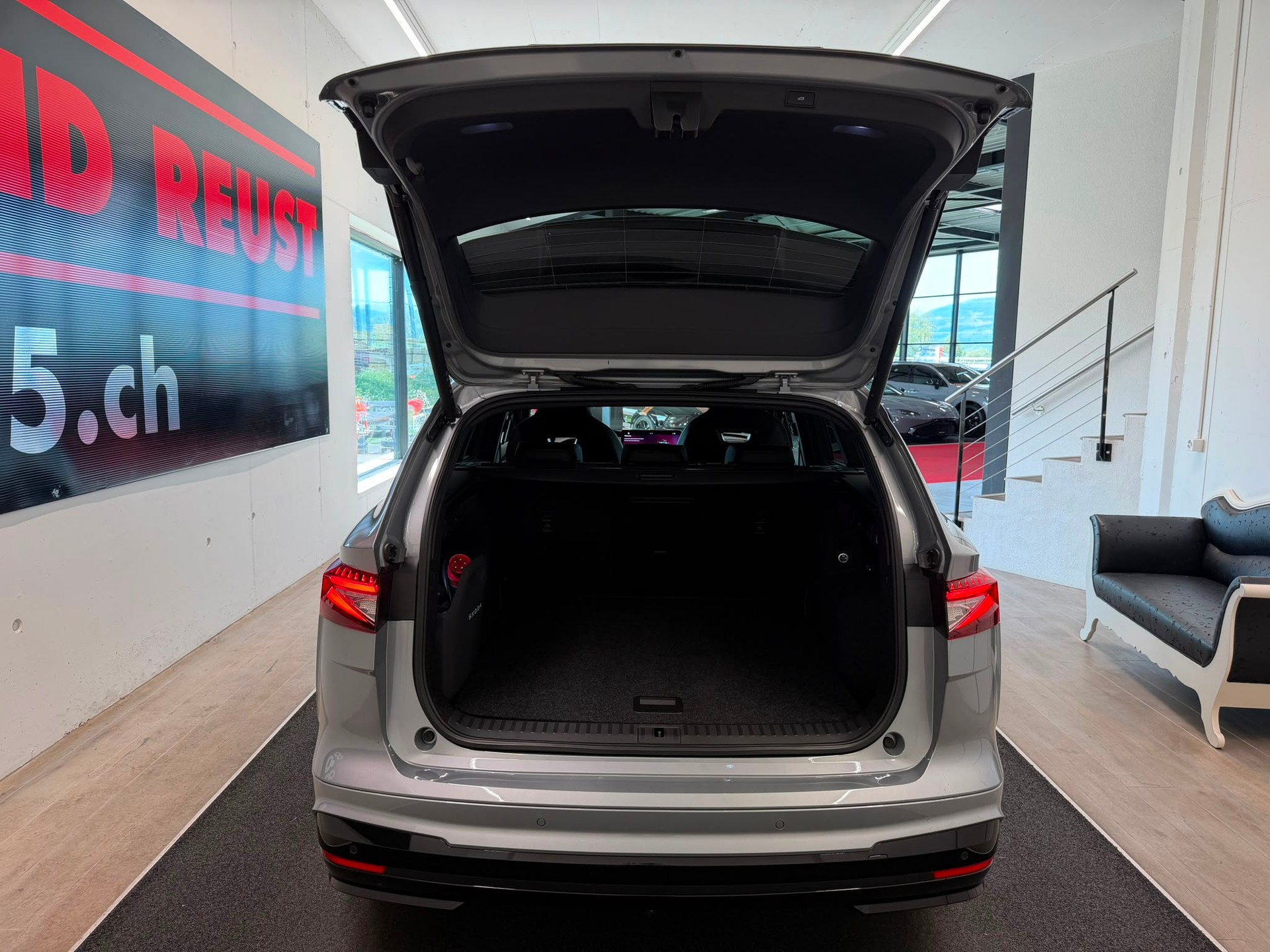 SKODA Enyaq 85x Sportline 4x4-image-7
