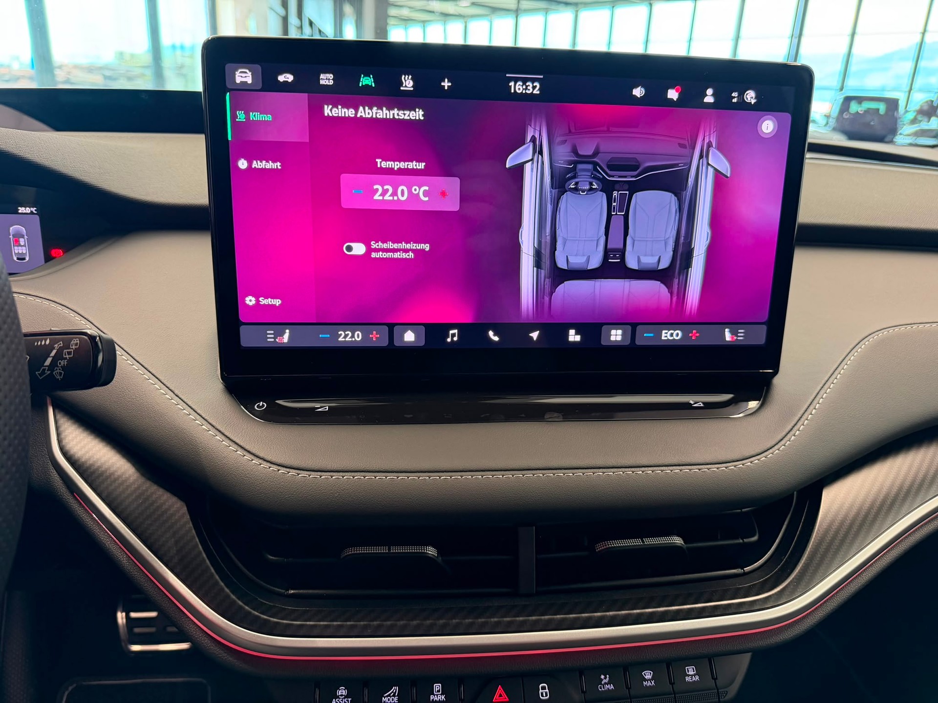 SKODA Enyaq 85x Sportline 4x4-image-28