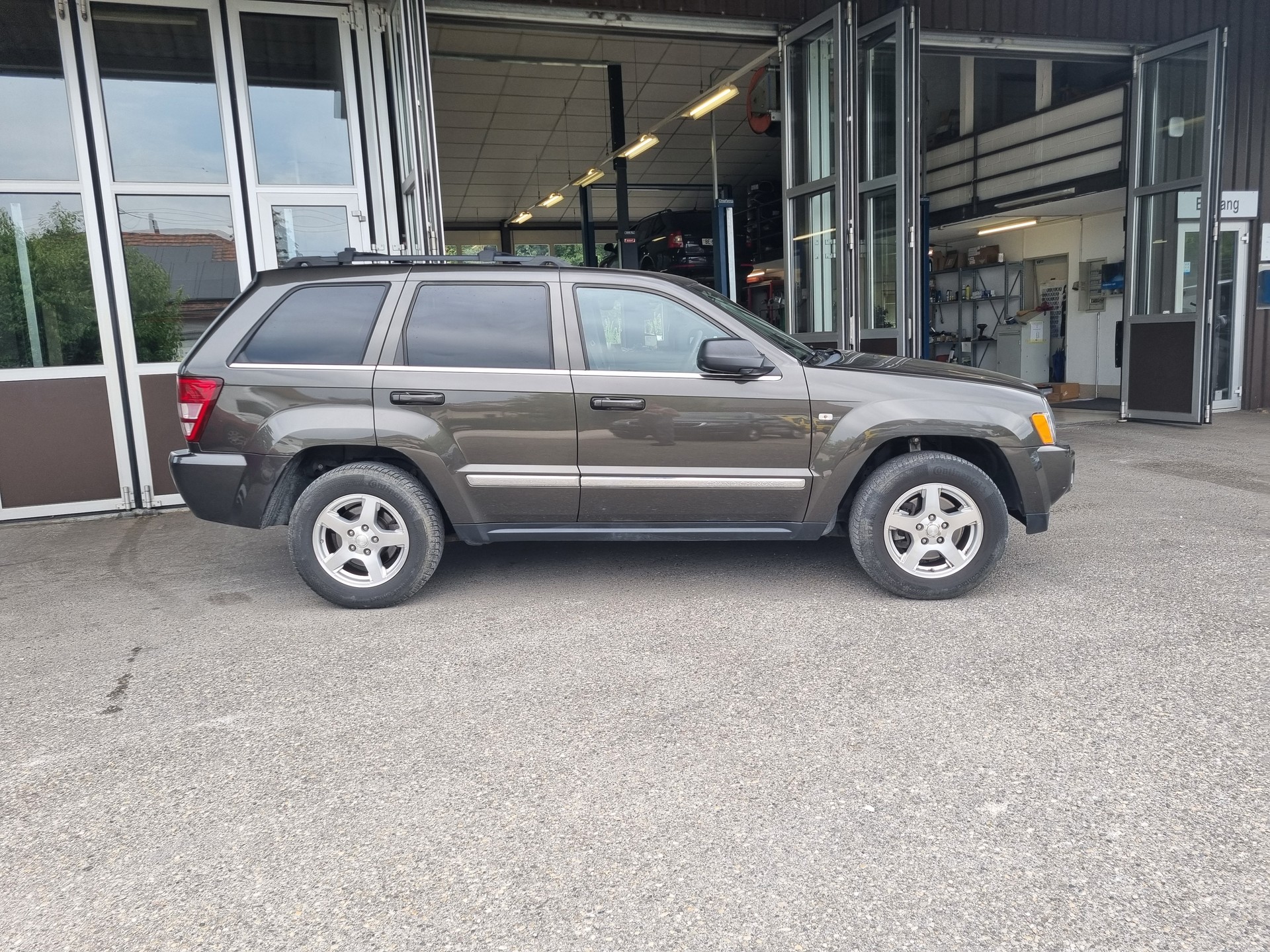JEEP Grand Cherokee 4.7 V8 Limited Automatic-showroom-element-2