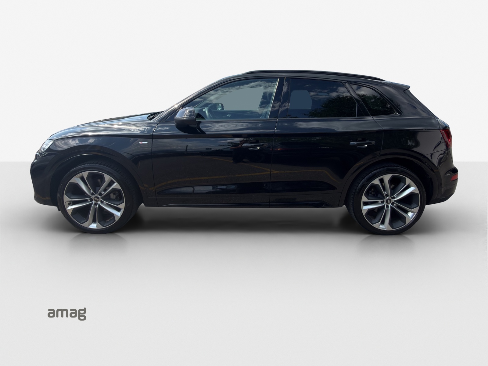 AUDI Q5 40 TDI Black Edition quattro S-tronic-image-1