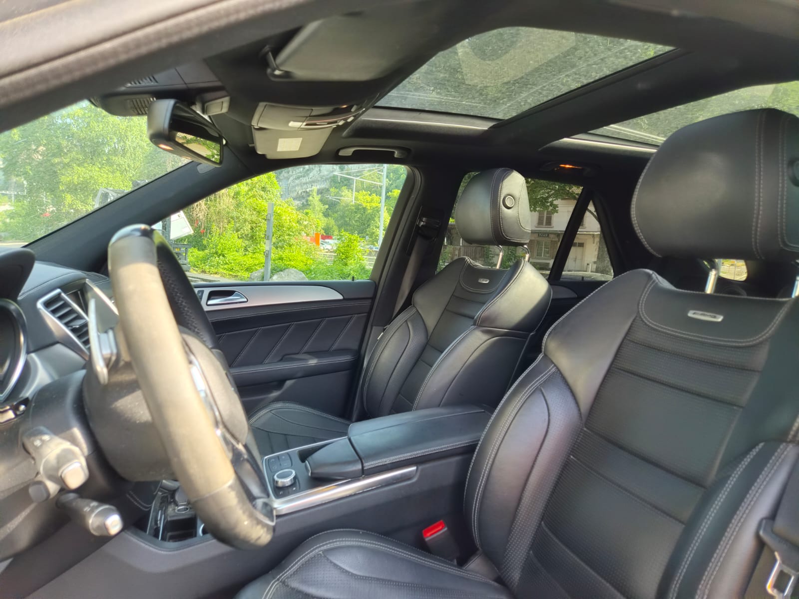 MERCEDES-BENZ ML 63 AMG 4Matic Speedshift-image-8
