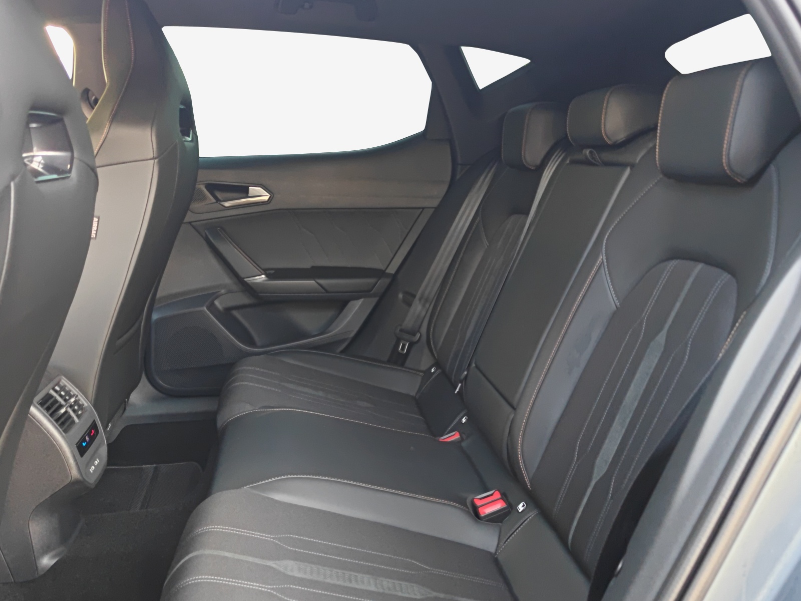 CUPRA LEON VZ 2.0 TSI DSG-image-9