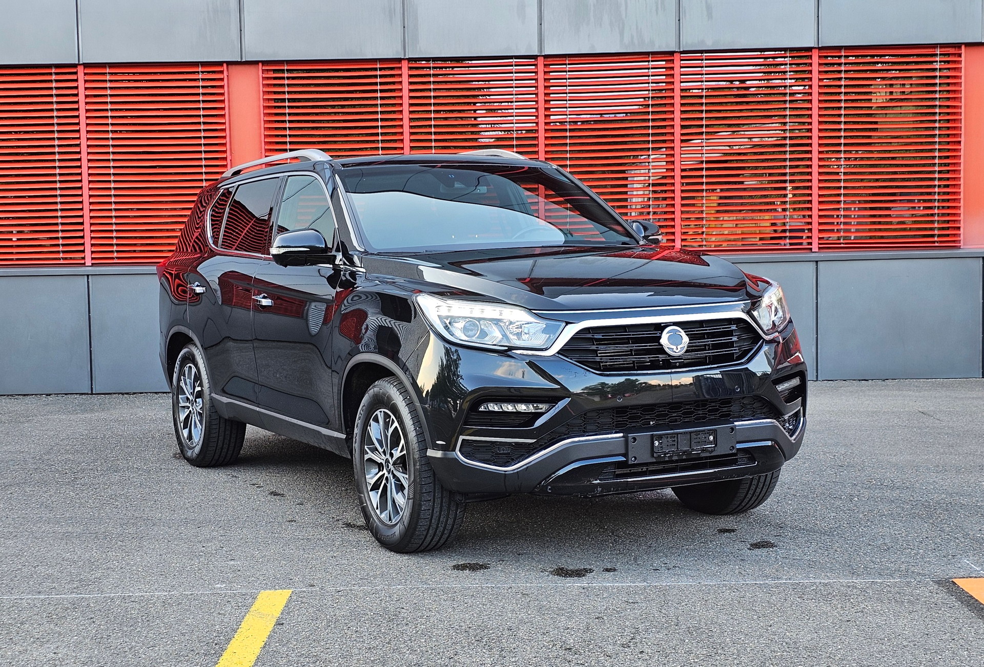 KGM-SsangYong Rexton RX220 e-XDi Sapphire 4WD-image-1