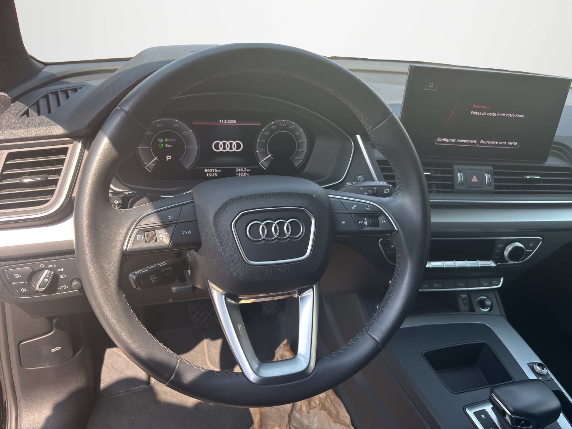 AUDI Q5 50 TFSI e PHEV S line quattro S-tronic-image-11