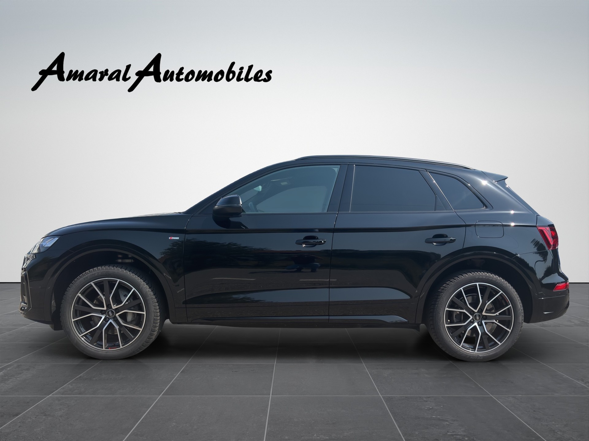 AUDI Q5 50 TFSI e PHEV S line quattro S-tronic-image-2