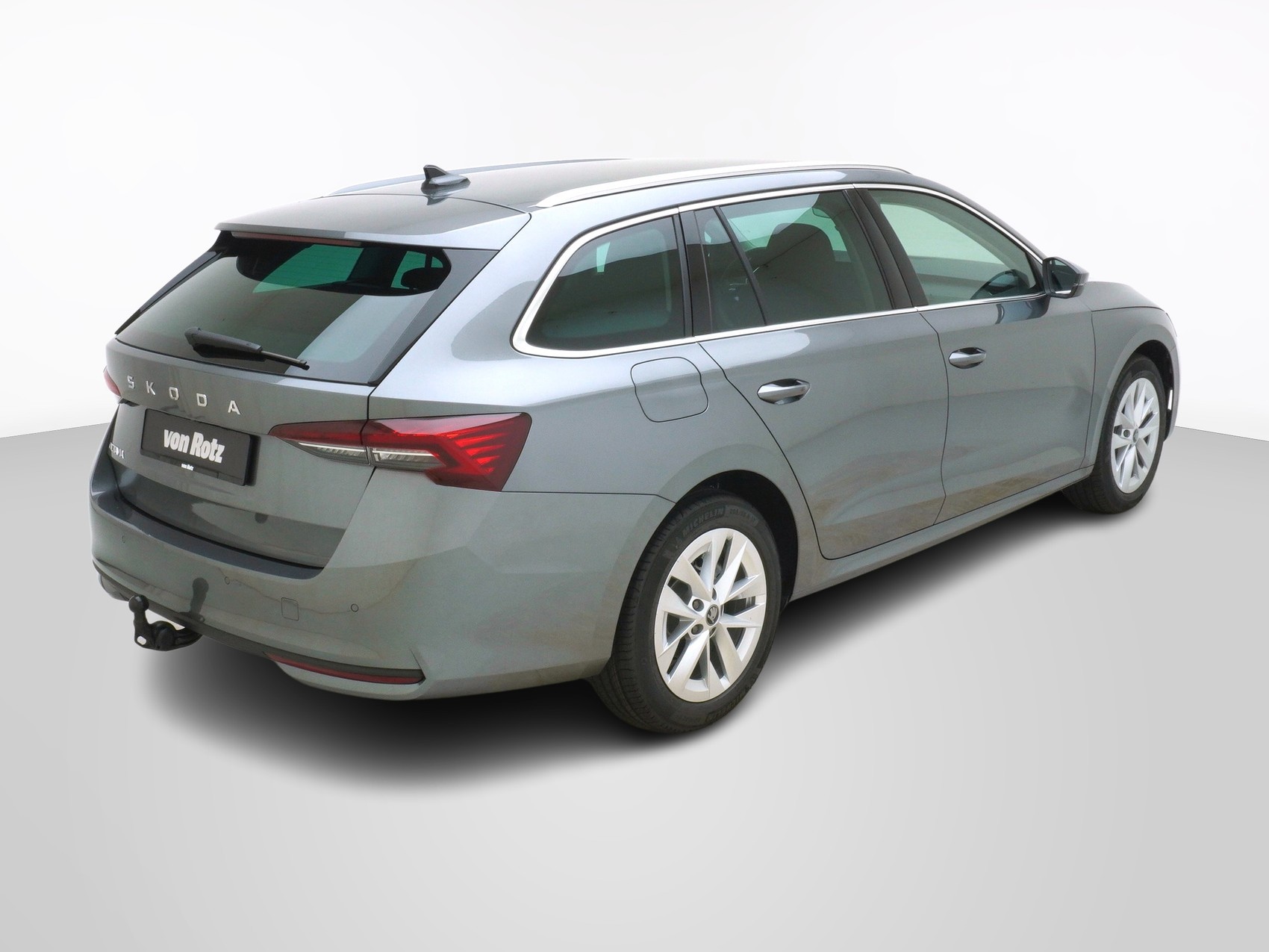 SKODA Octavia 1.5 TSI mHEV Selection-Loft DSG-image-5