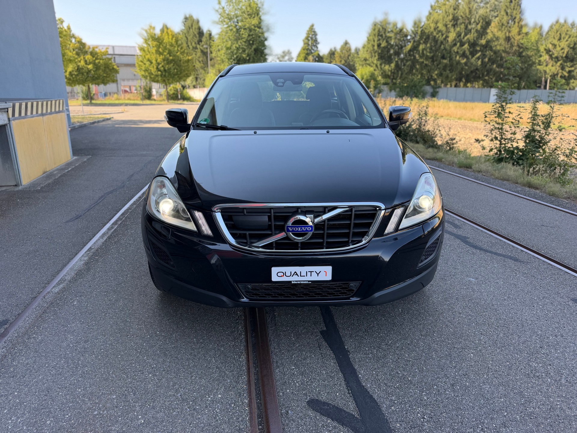 VOLVO XC60 D3 AWD Momentum Geartronic-image-1