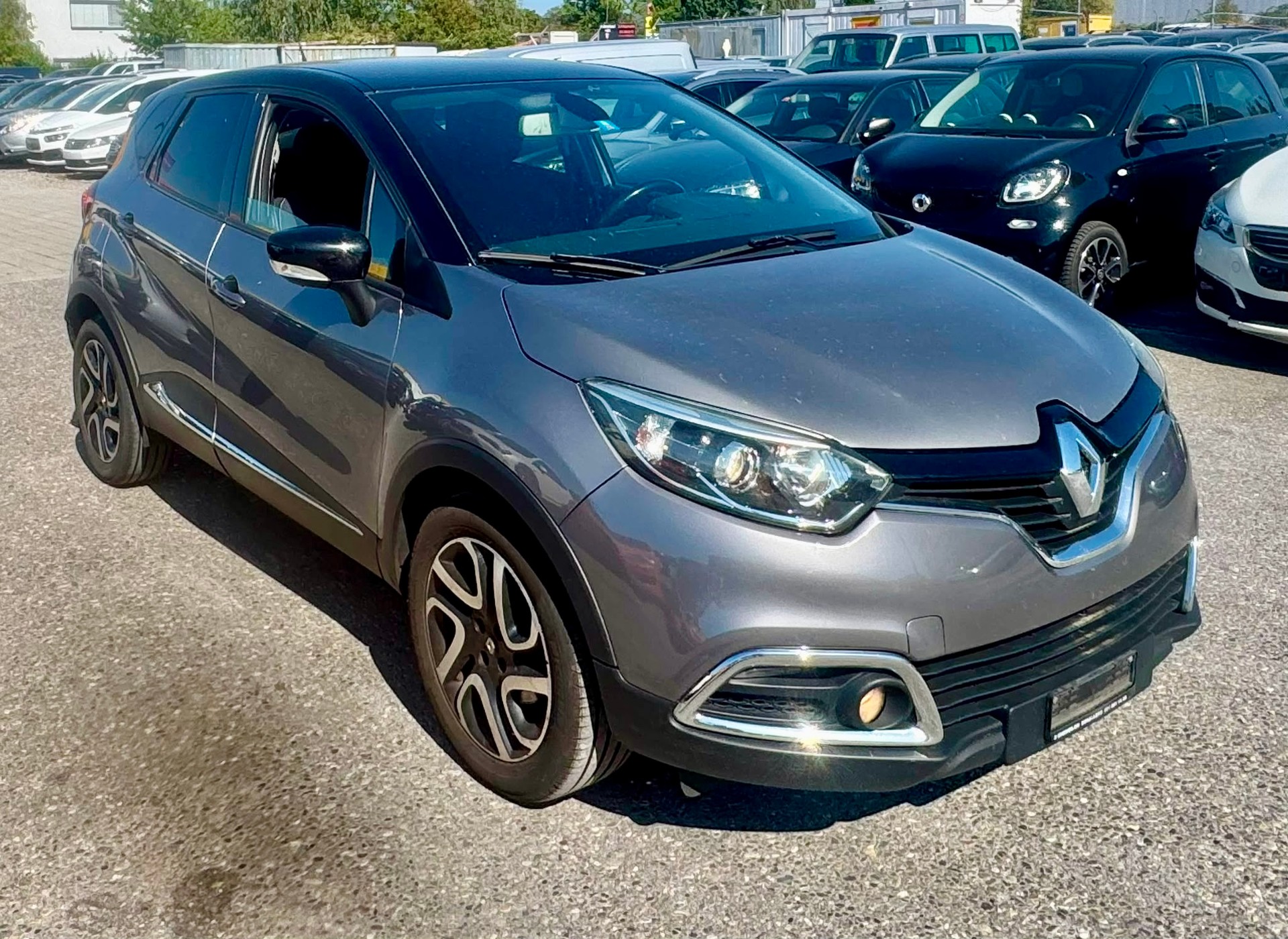 RENAULT Captur 1.5 dCi Diesel Privilège (Klimatronik * Radio USB * Alufelgen * Multilenkrad * Navigation * BO6)-image-3