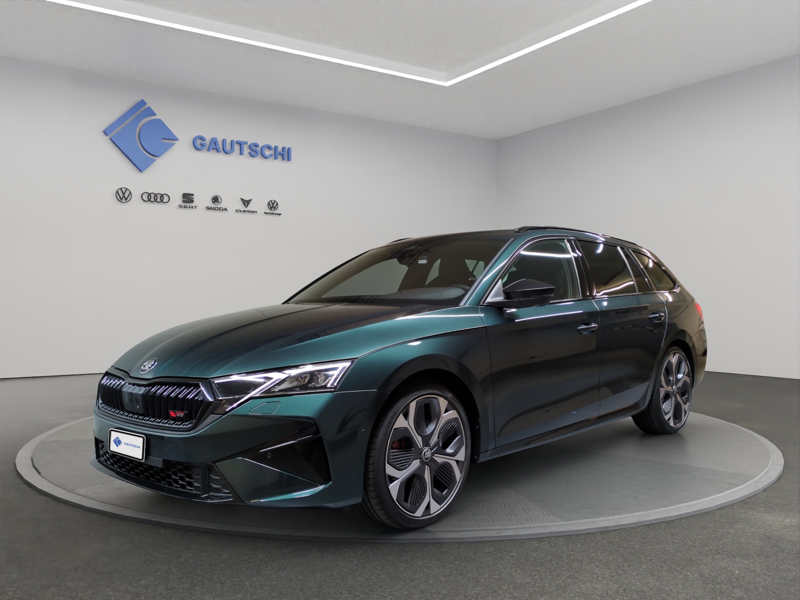SKODA Octavia Combi 2.0 TSI DSG RS 30 Years Edition-image-0