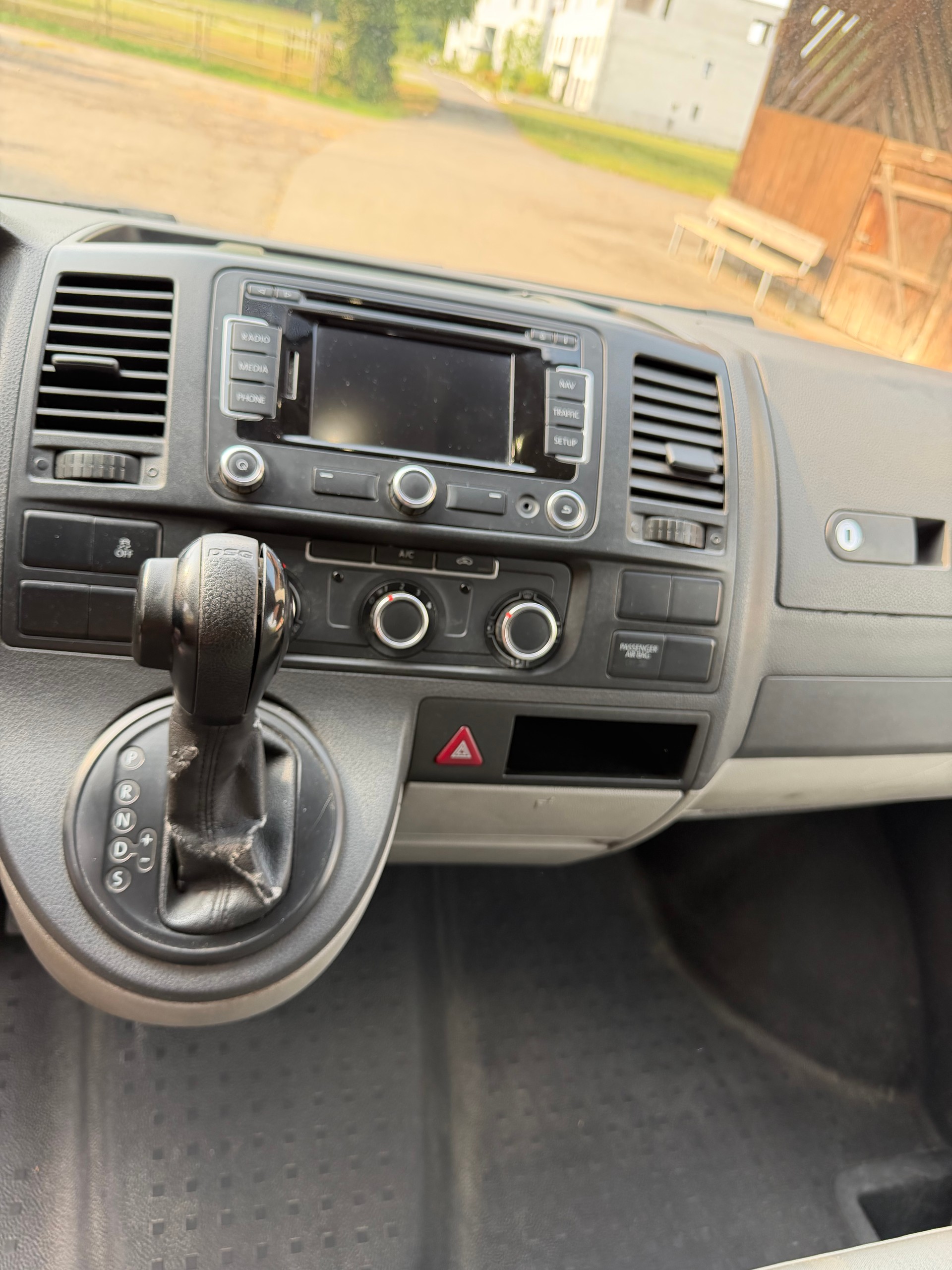 VW T5 2.0 Bi-TDI 4Motion DSG-image-6