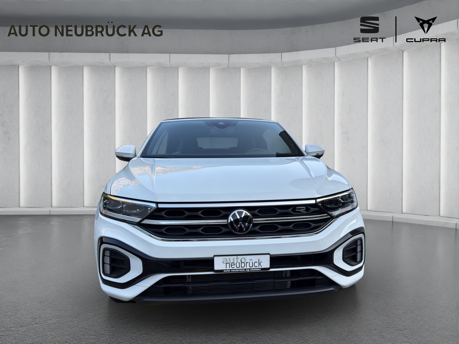 VW T-Roc Cabriolet 1.5 TSI EVO R-Line DSG-image-5