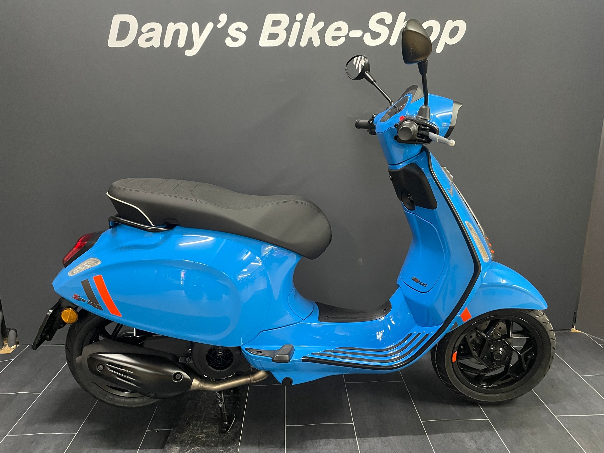 PIAGGIO Vespa 125 Sprint Sport E5+ (4 Jahre Garantie)