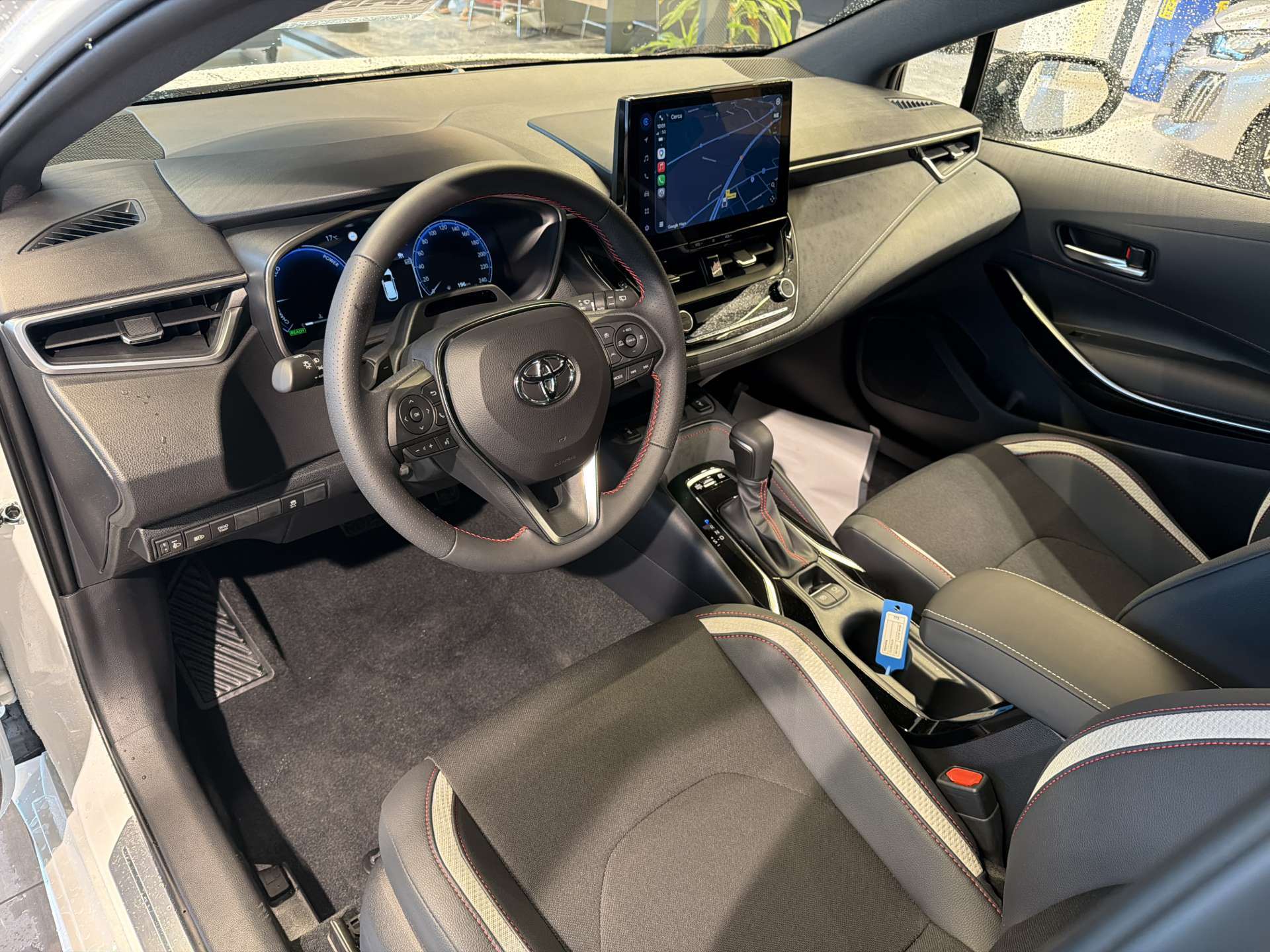 TOYOTA Corolla Touring Sports 2.0 HSD GR Sport e-CVT Automat-image-5