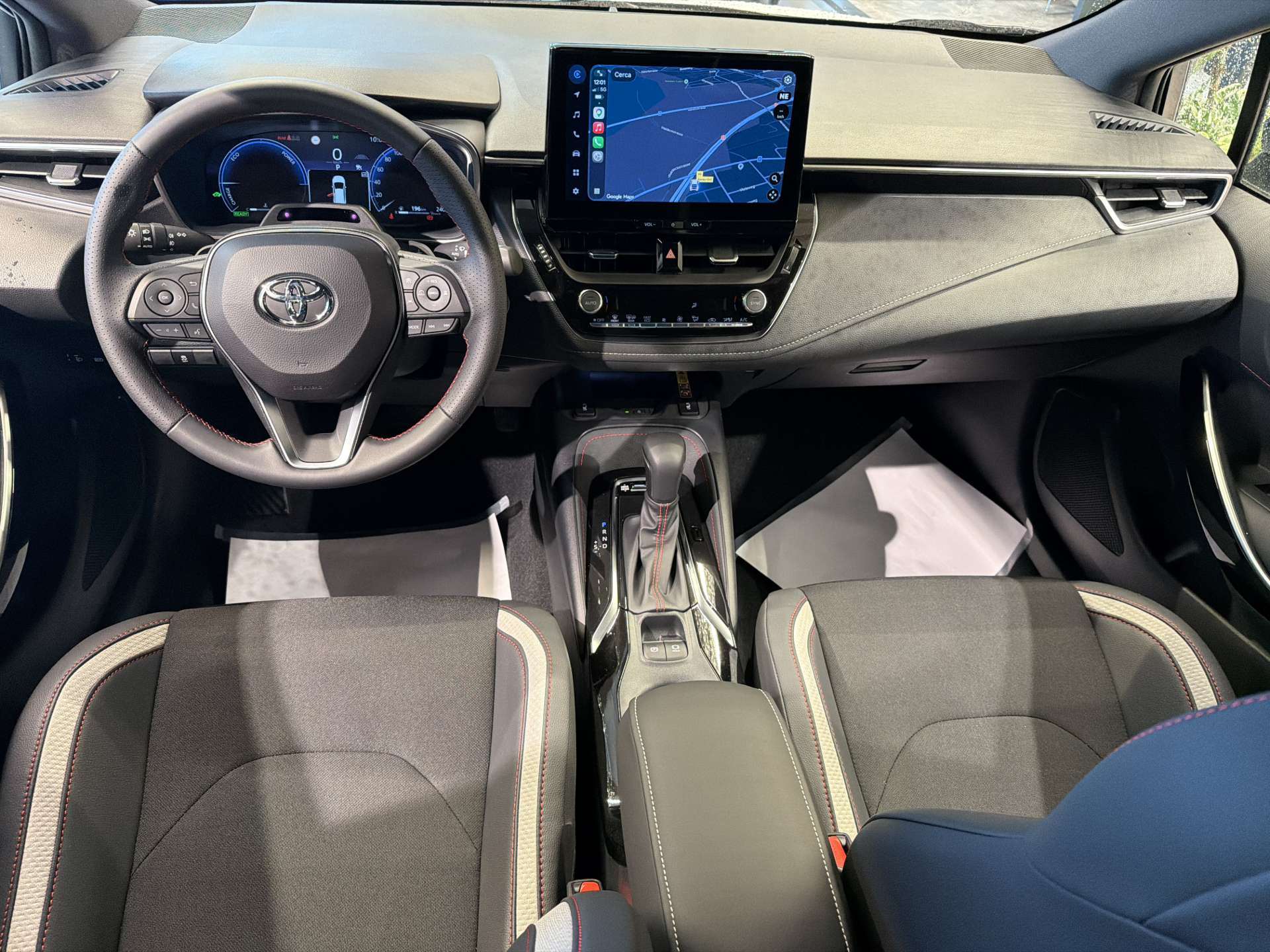 TOYOTA Corolla Touring Sports 2.0 HSD GR Sport e-CVT Automat-image-14