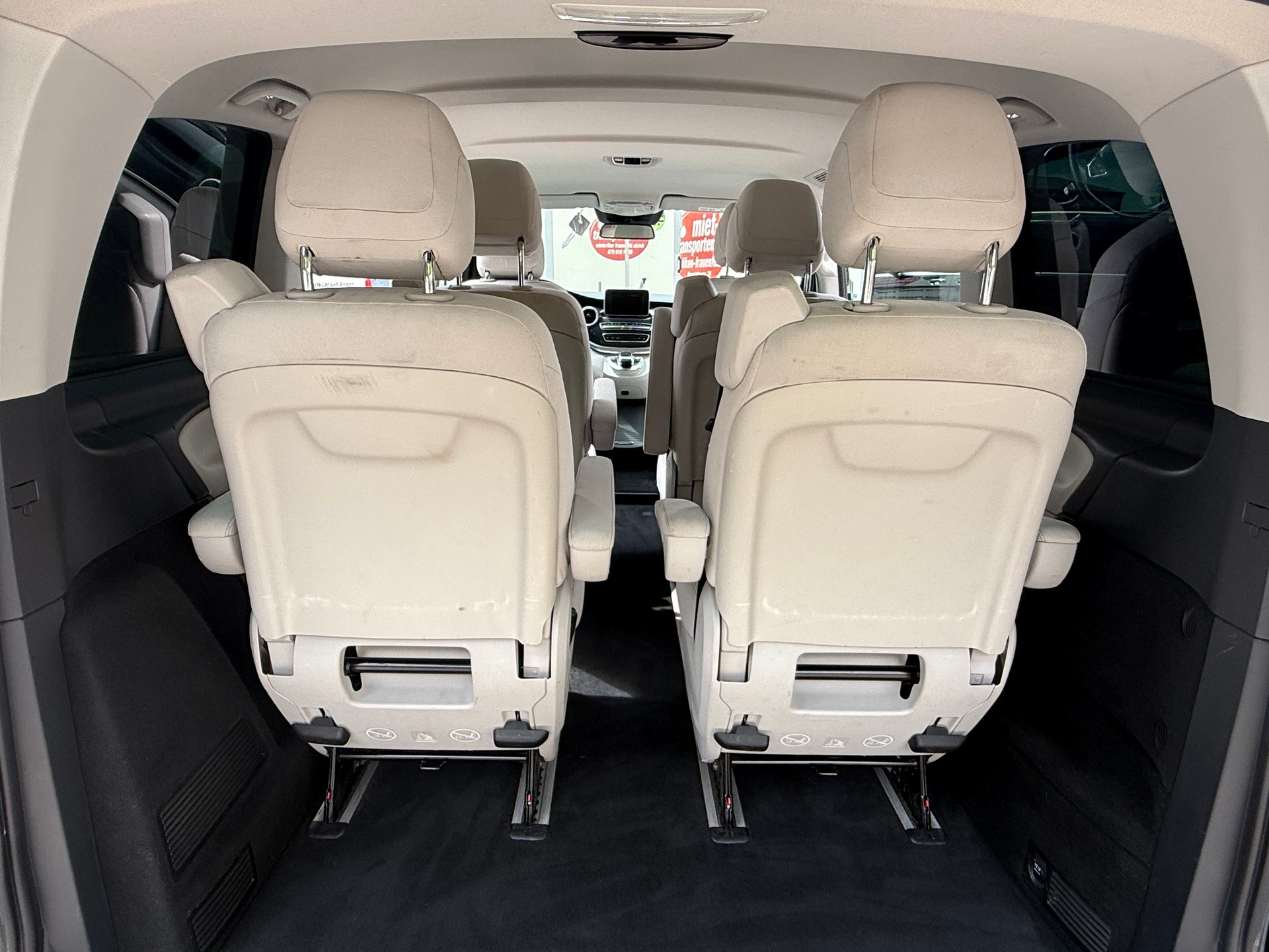 MERCEDES-BENZ V 250 d Avantgarde kompakt 4Matic 7G-Tronic-image-10