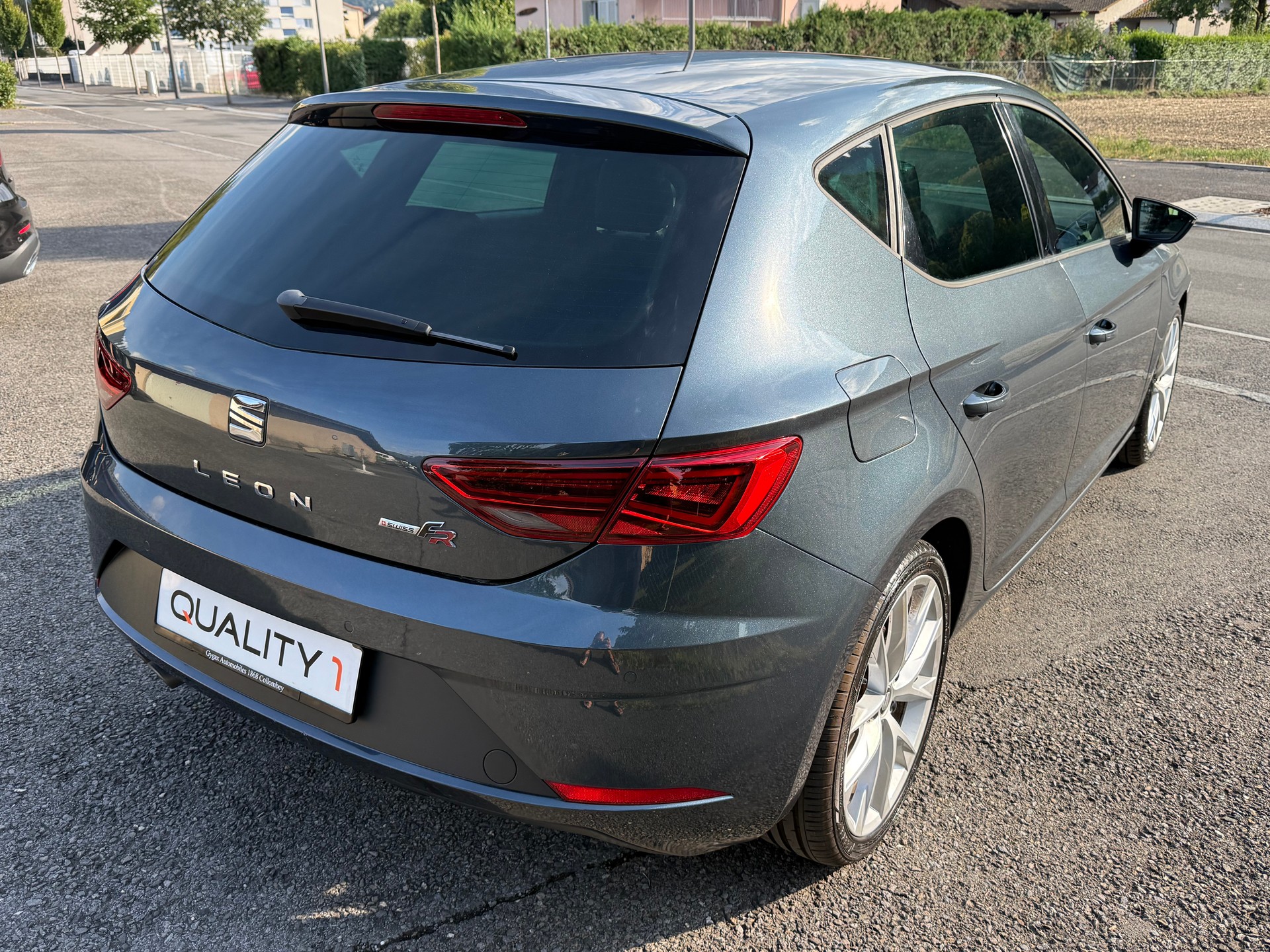 SEAT Leon 1.5 TSI EVO FR ACT FR DSG-image-2