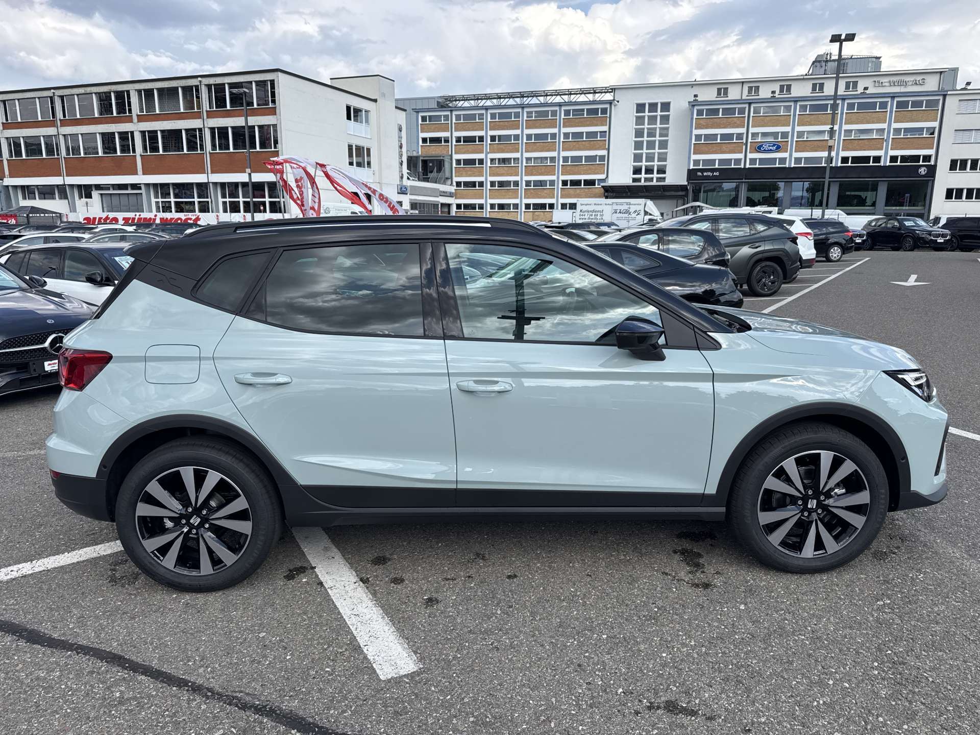 SEAT Arona 1.0 TSi Eco FR DSG-Automat-image-10