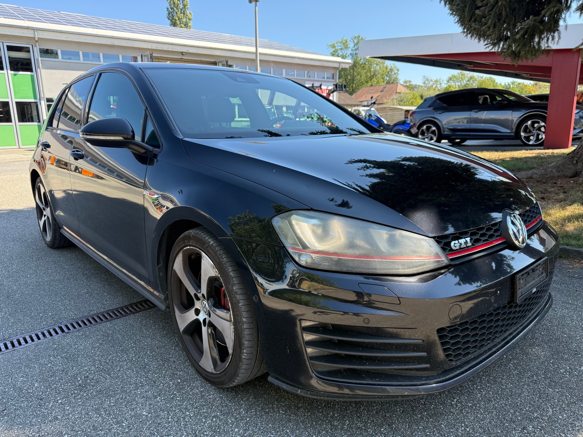 VW Golf 2.0 TSI GTI Performance DSG-image-2