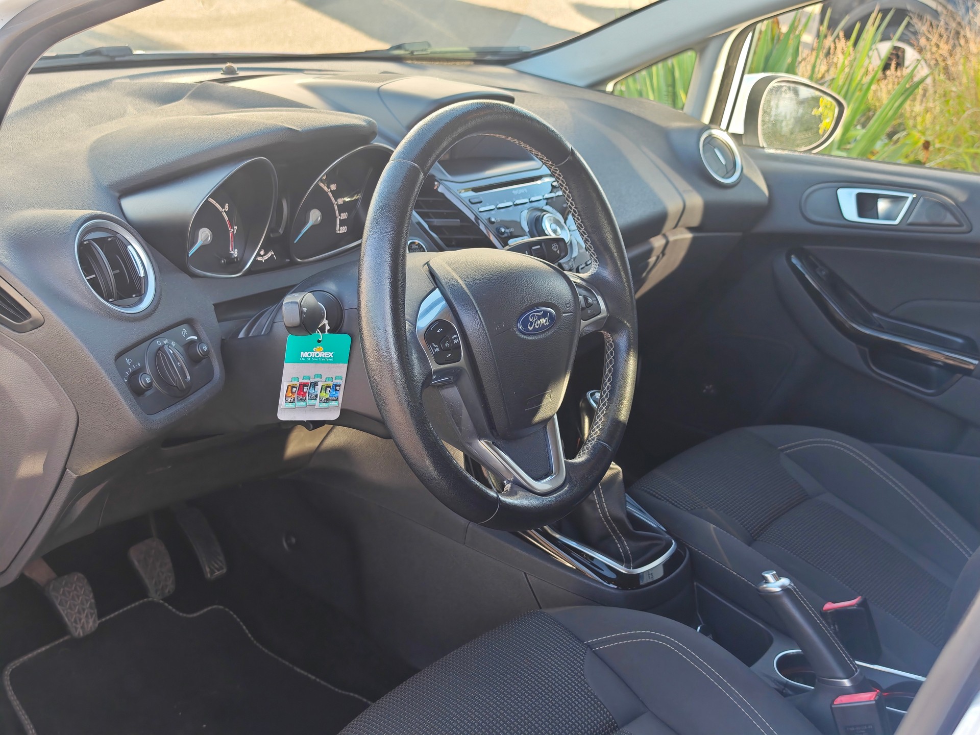 FORD Fiesta 1.0 SCTi Titanium-image-8