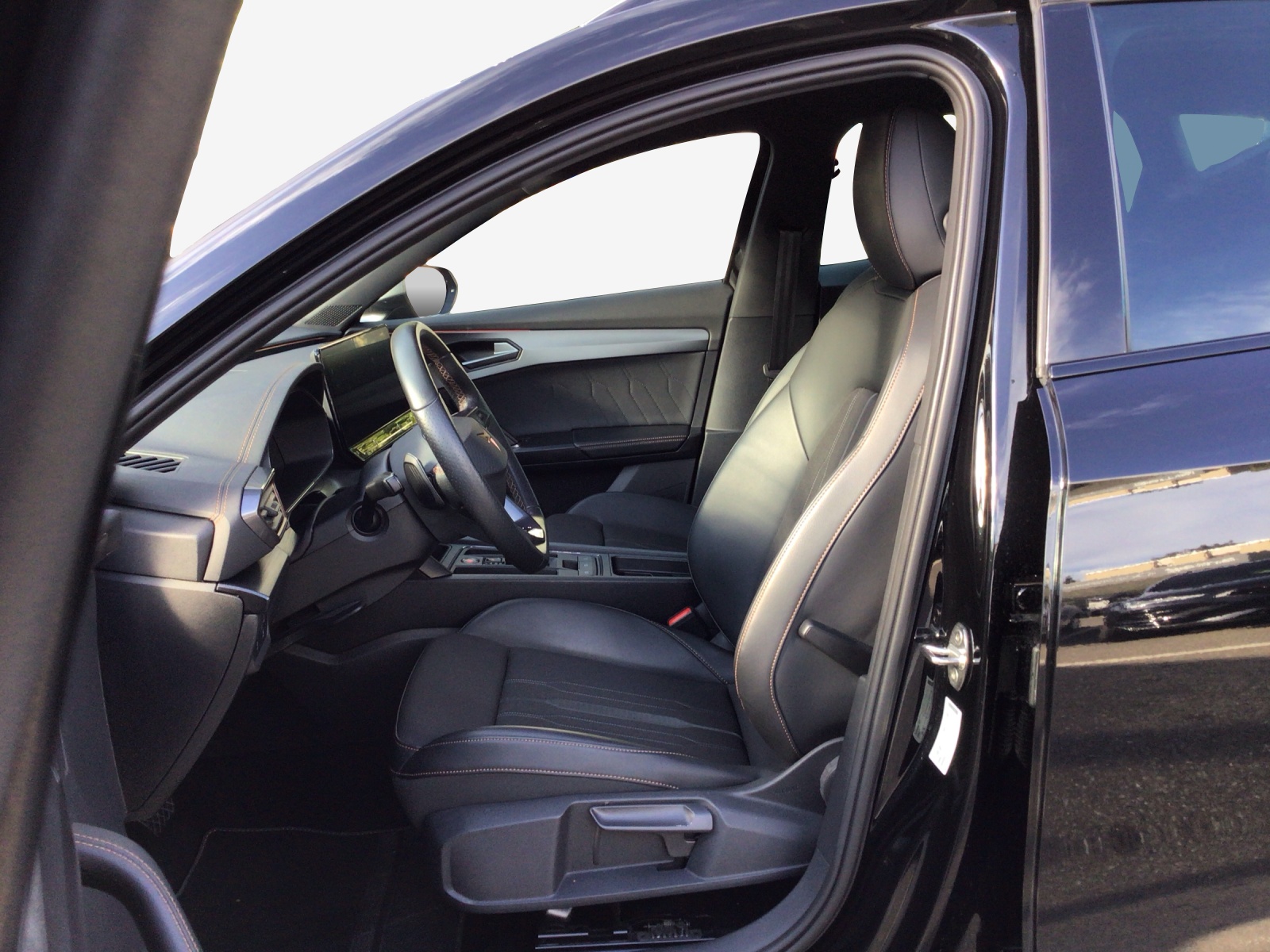 CUPRA Formentor 1.5 TSI Inicio DSG-image-7