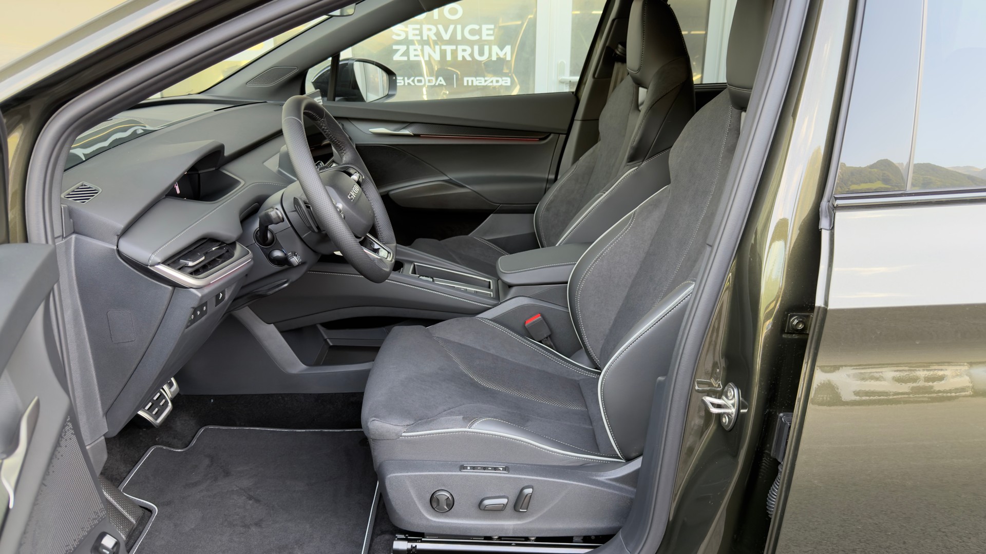 SKODA Enyaq SL 85x 4x4-image-12