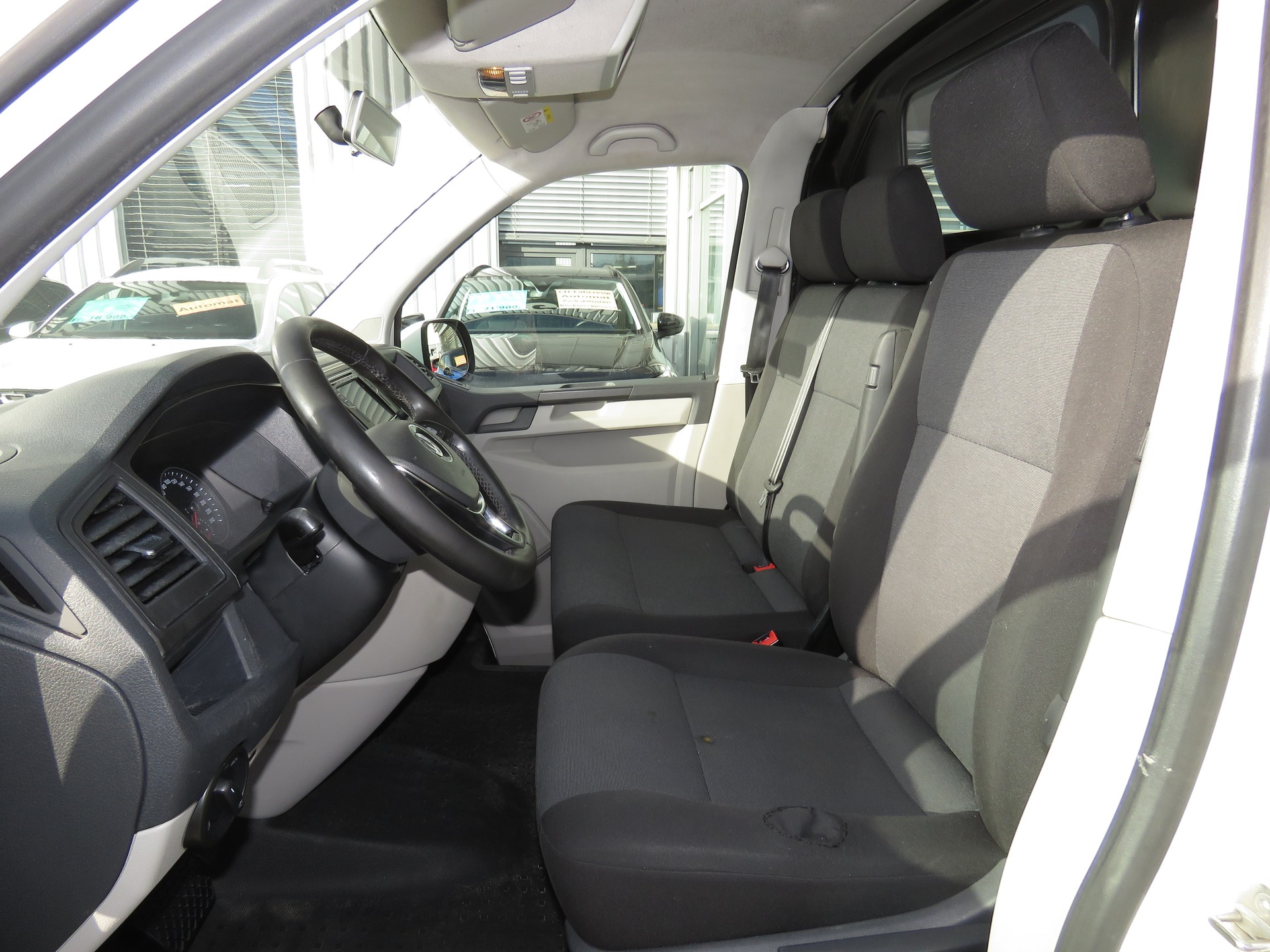 VW T6 2.0 TDI DSG-image-7