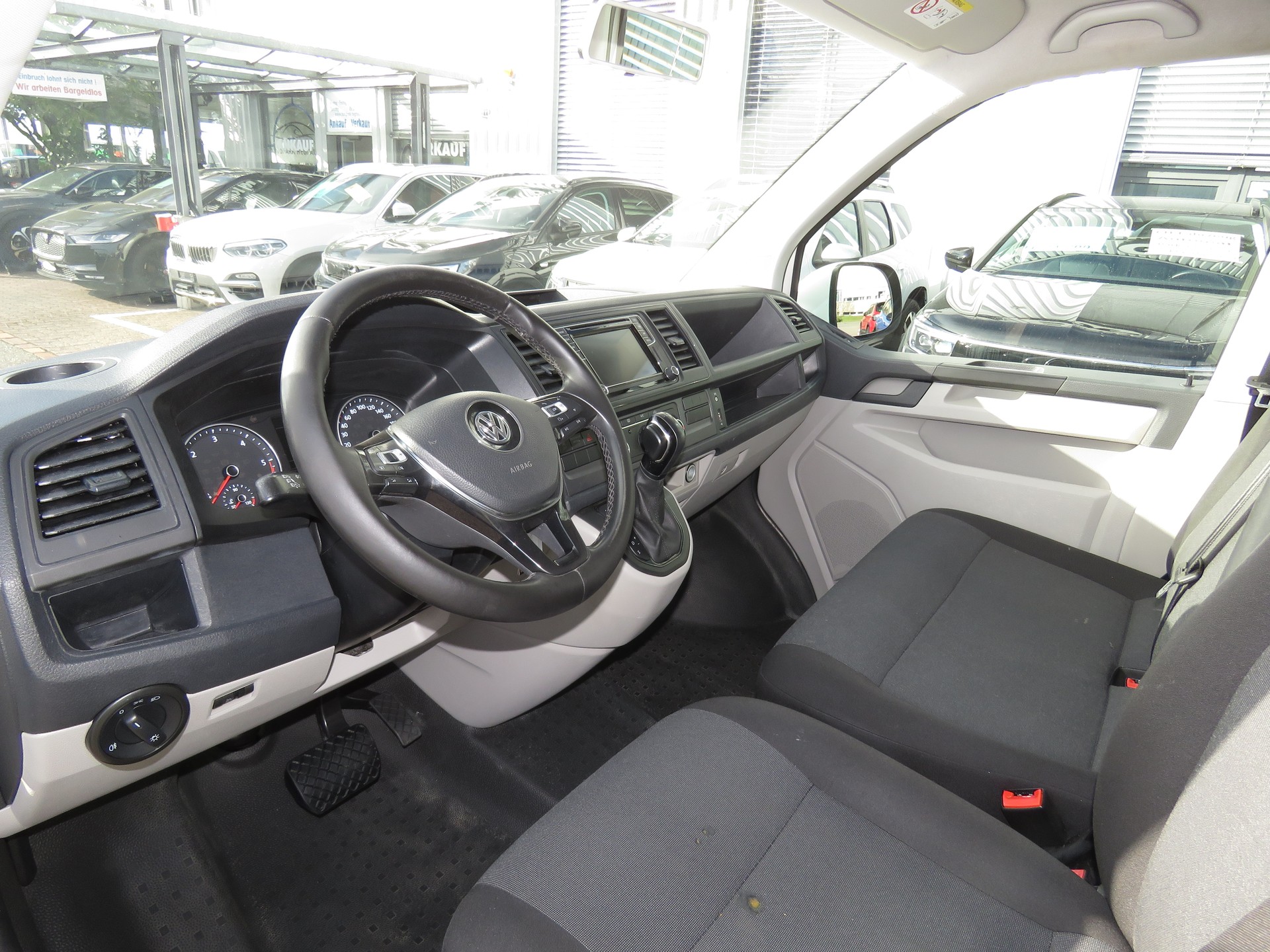VW T6 2.0 TDI DSG-image-6