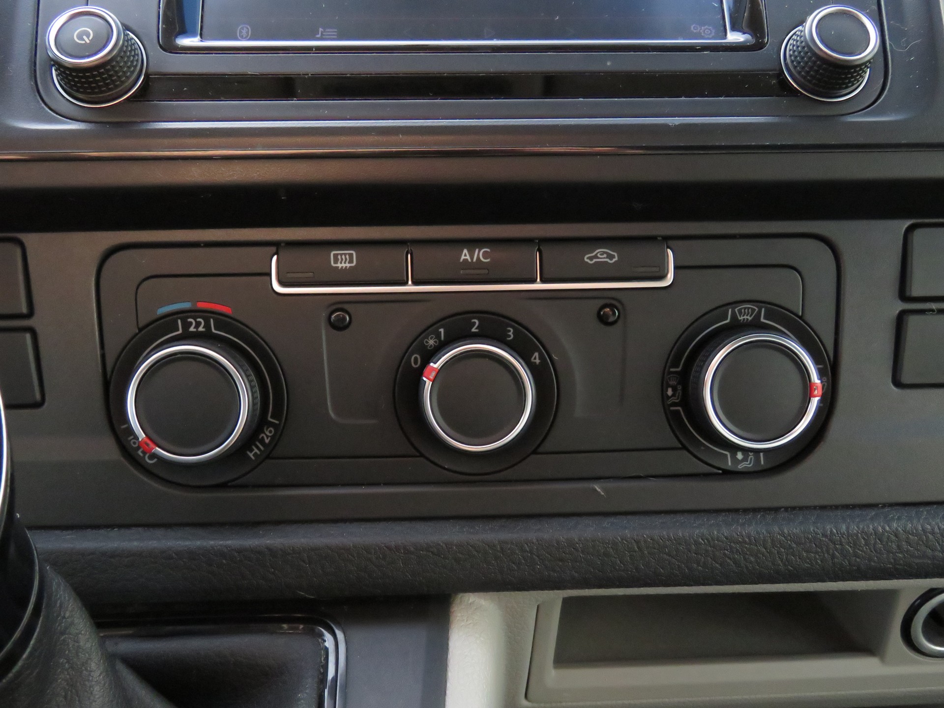 VW T6 2.0 TDI DSG-image-15