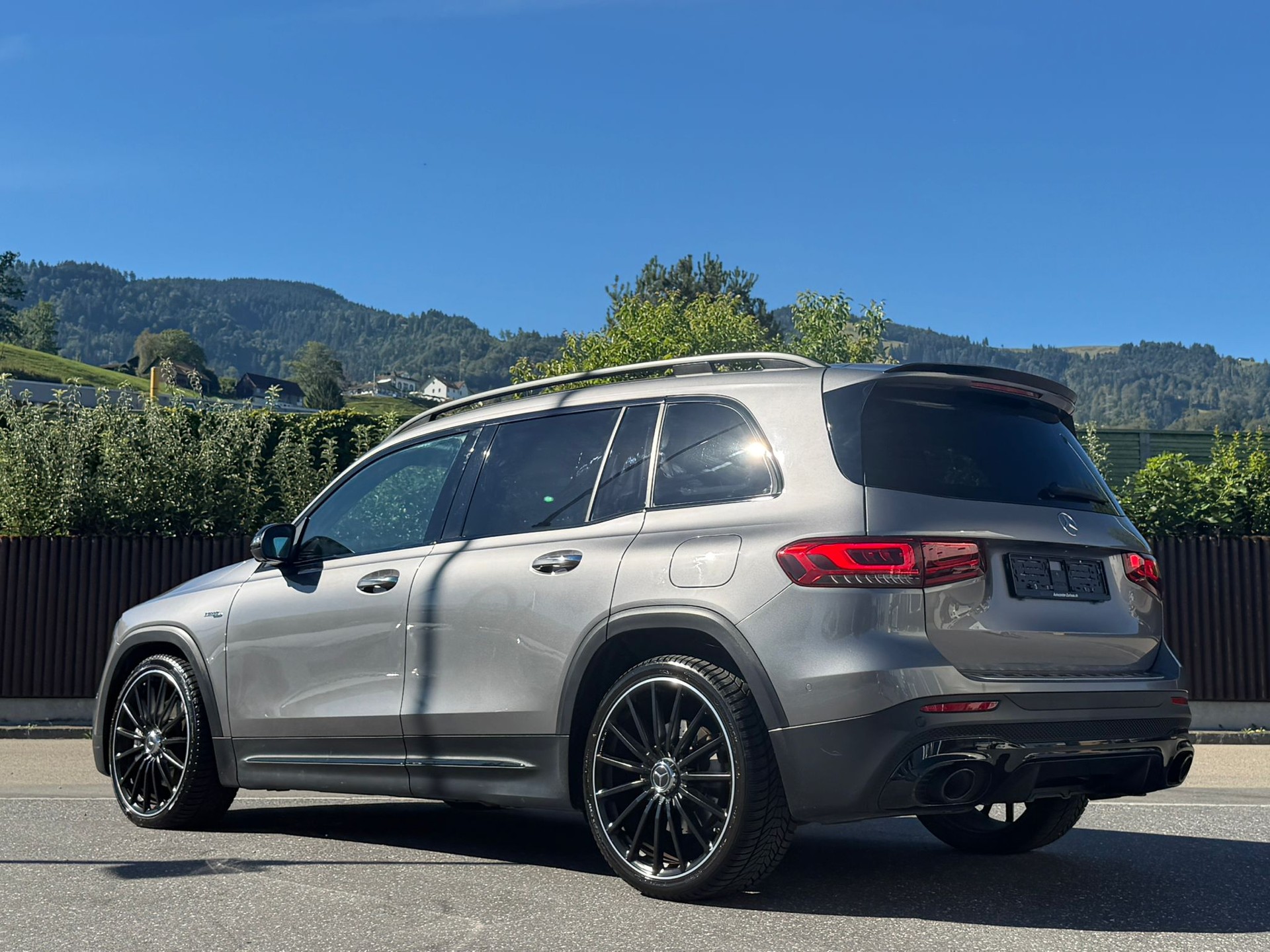 MERCEDES-BENZ GLB 35 AMG 4Matic 8G-Tronic Grey&Black Edition-image-5
