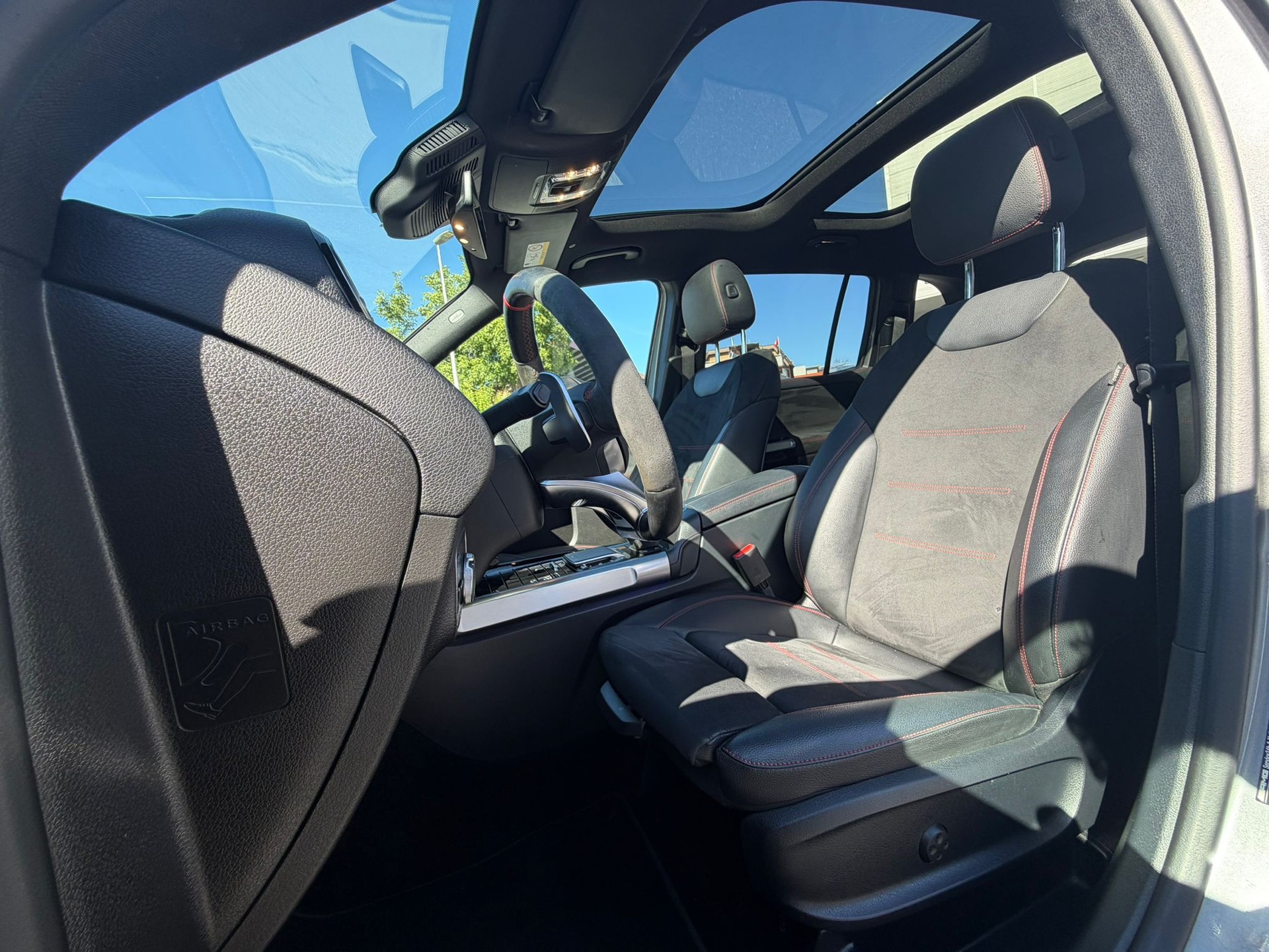 MERCEDES-BENZ GLB 35 AMG 4Matic 8G-Tronic Grey&Black Edition-image-6