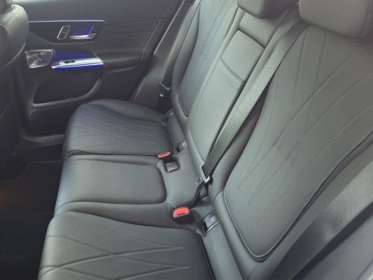 MERCEDES-BENZ GLC 220 d 4M 9G-Tronic-image-8