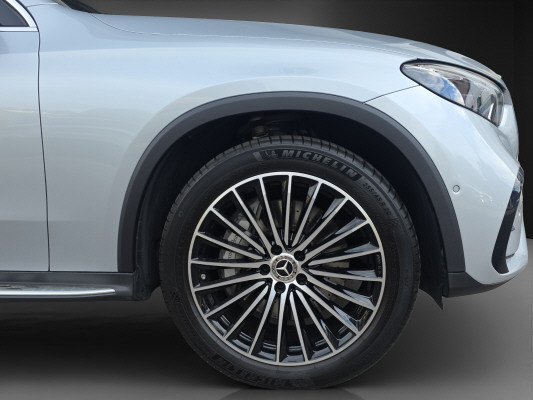 MERCEDES-BENZ GLC 220 d 4M 9G-Tronic-image-5