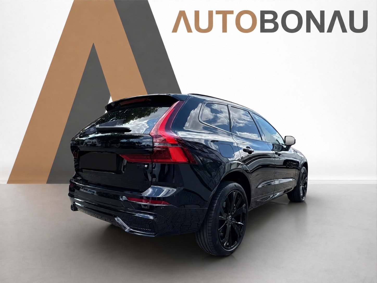 VOLVO XC60 T8 eAWD Plus Black Edition MY26-image-4
