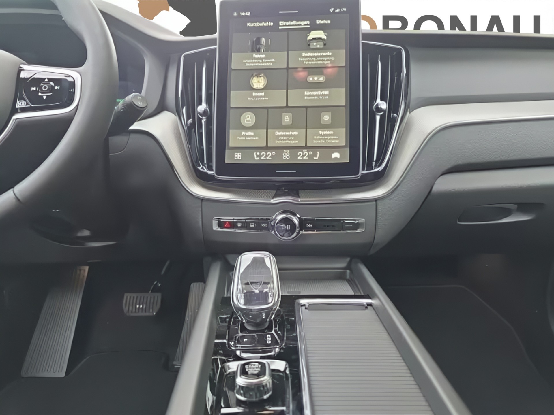 VOLVO XC60 T8 eAWD Plus Black Edition MY26-image-43