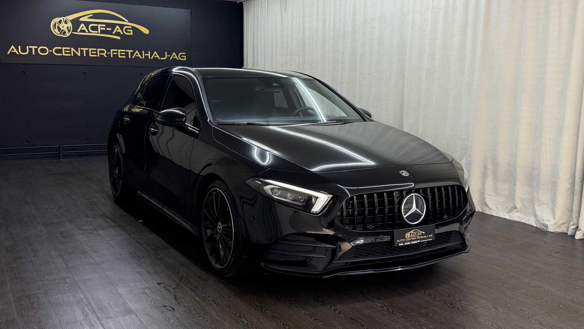 MERCEDES-BENZ A 250 AMG Line 7G-DCT-image-2