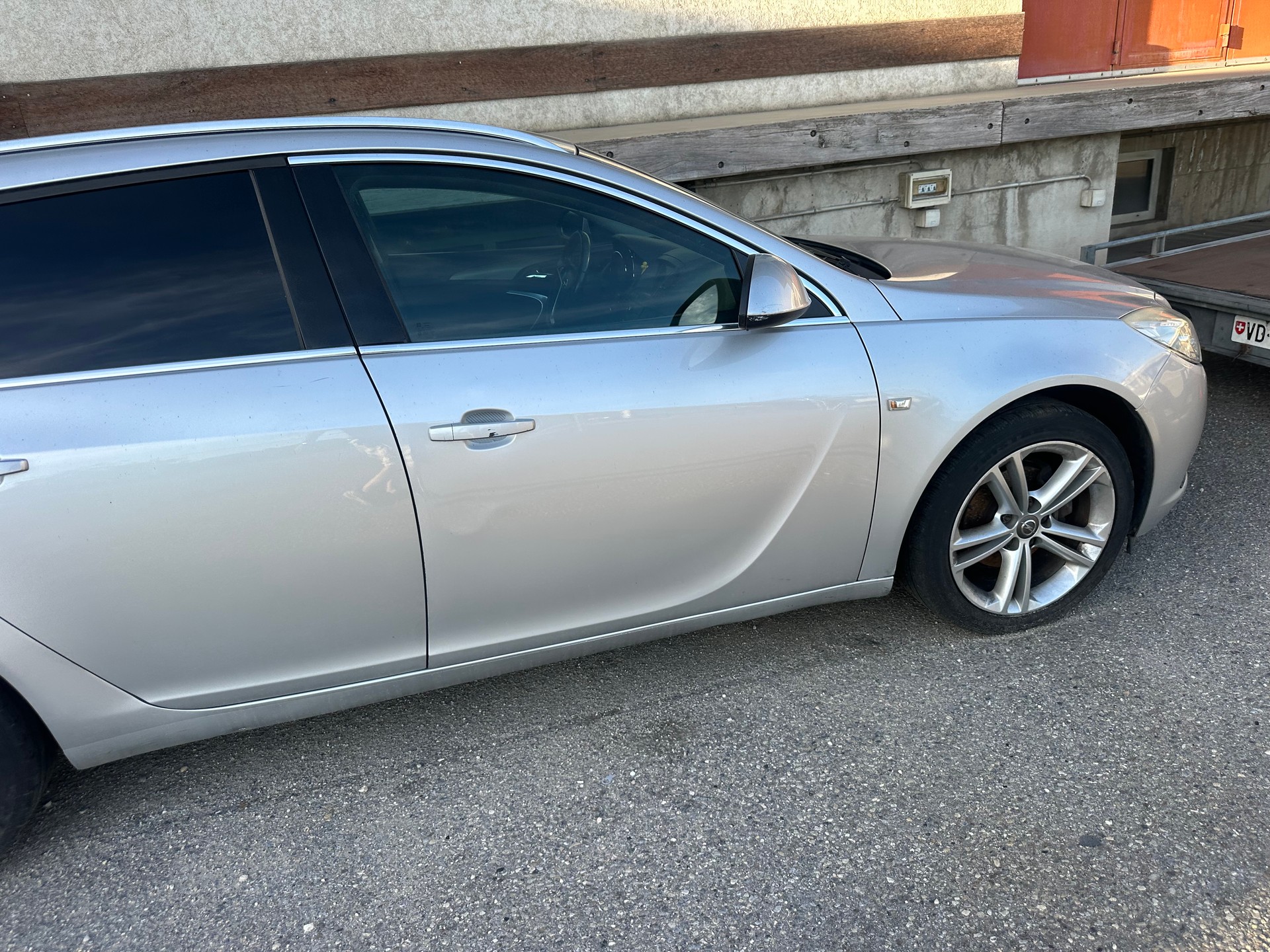 OPEL Insignia Sports Tourer 2.0 CDTI Cosmo Automatic-image-12