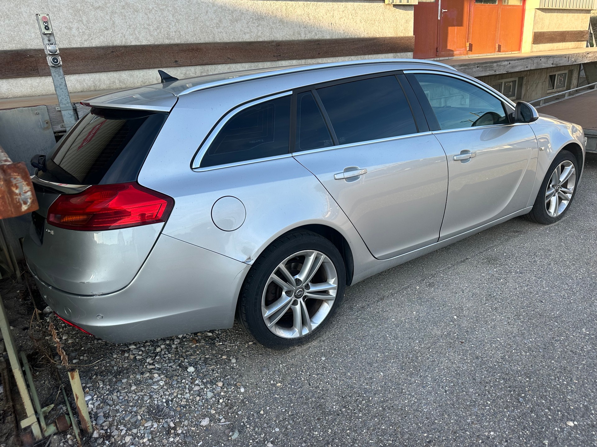 OPEL Insignia Sports Tourer 2.0 CDTI Cosmo Automatic-image-4