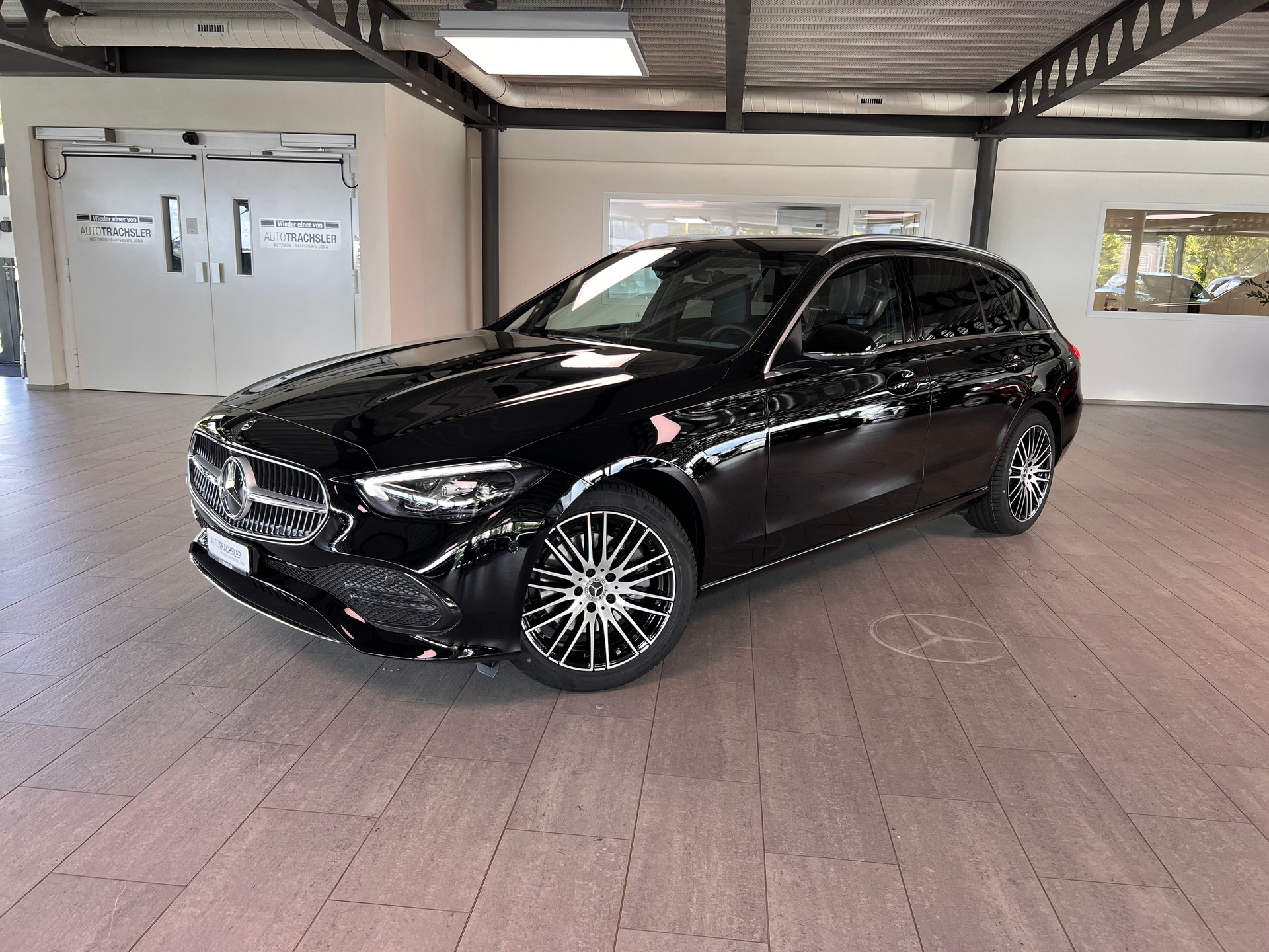 MERCEDES-BENZ C 220 d T 4 Matic Swiss Star-image-0