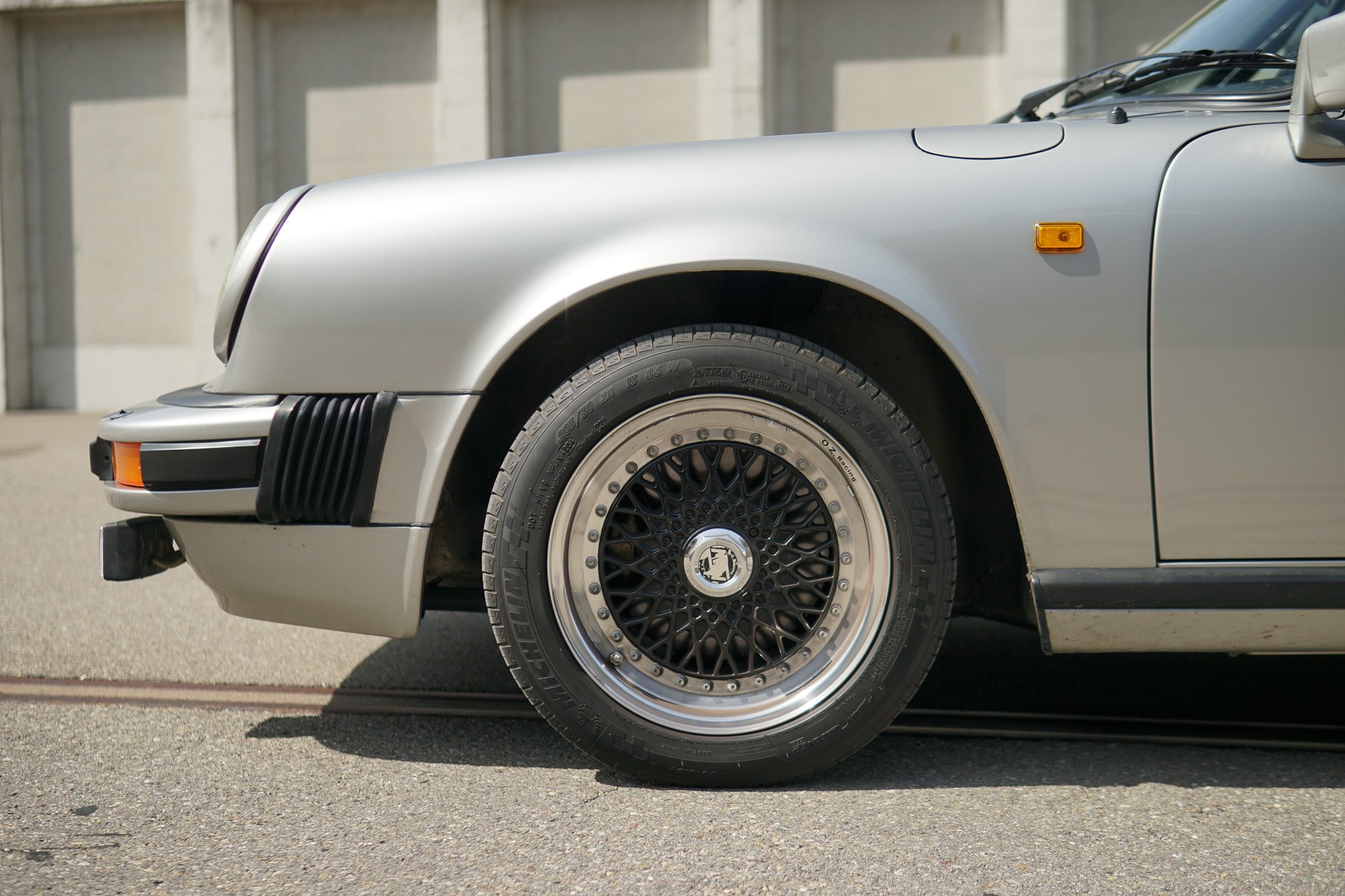 PORSCHE 911 SC Targa-image-8
