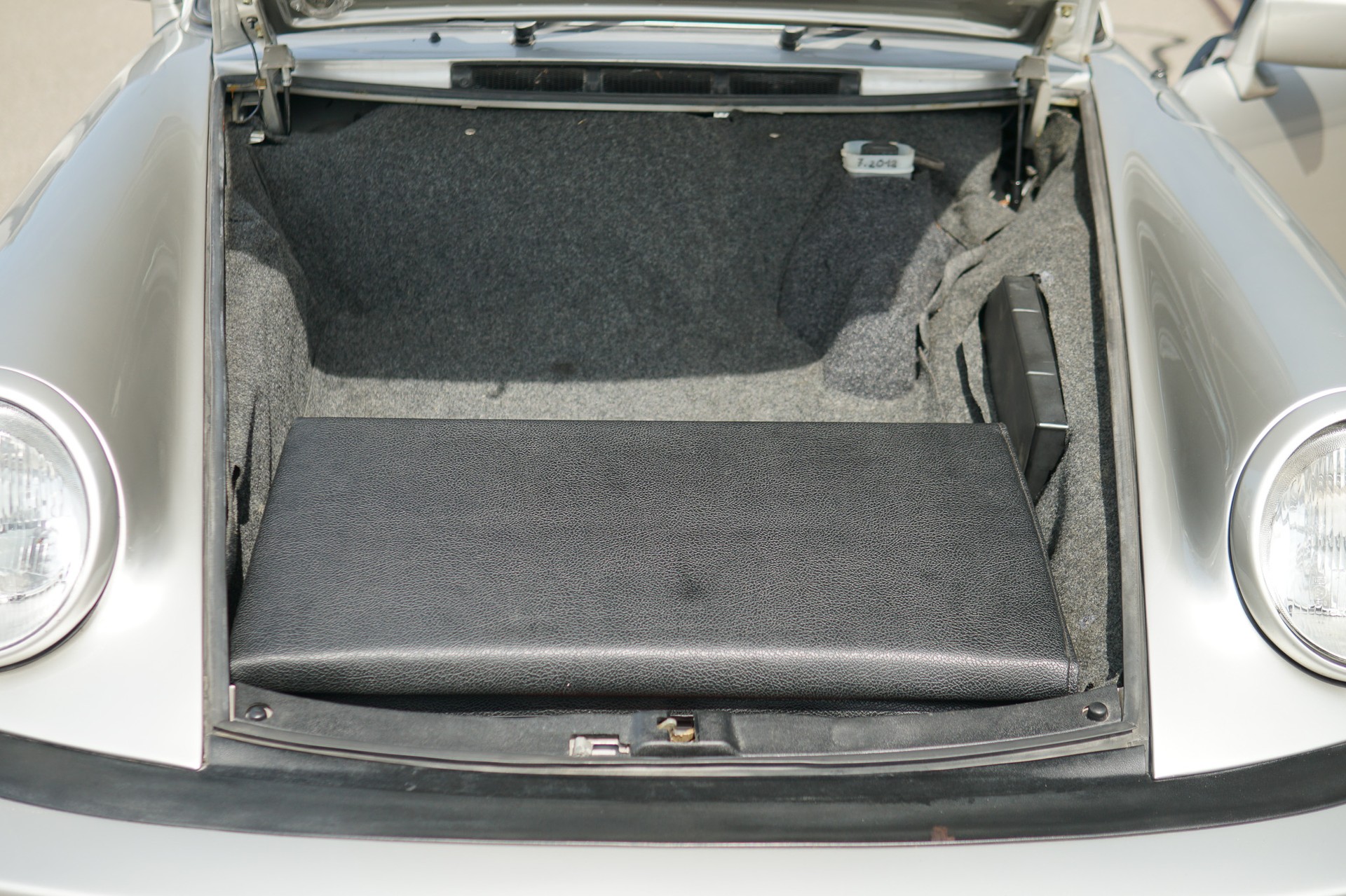PORSCHE 911 SC Targa-image-23