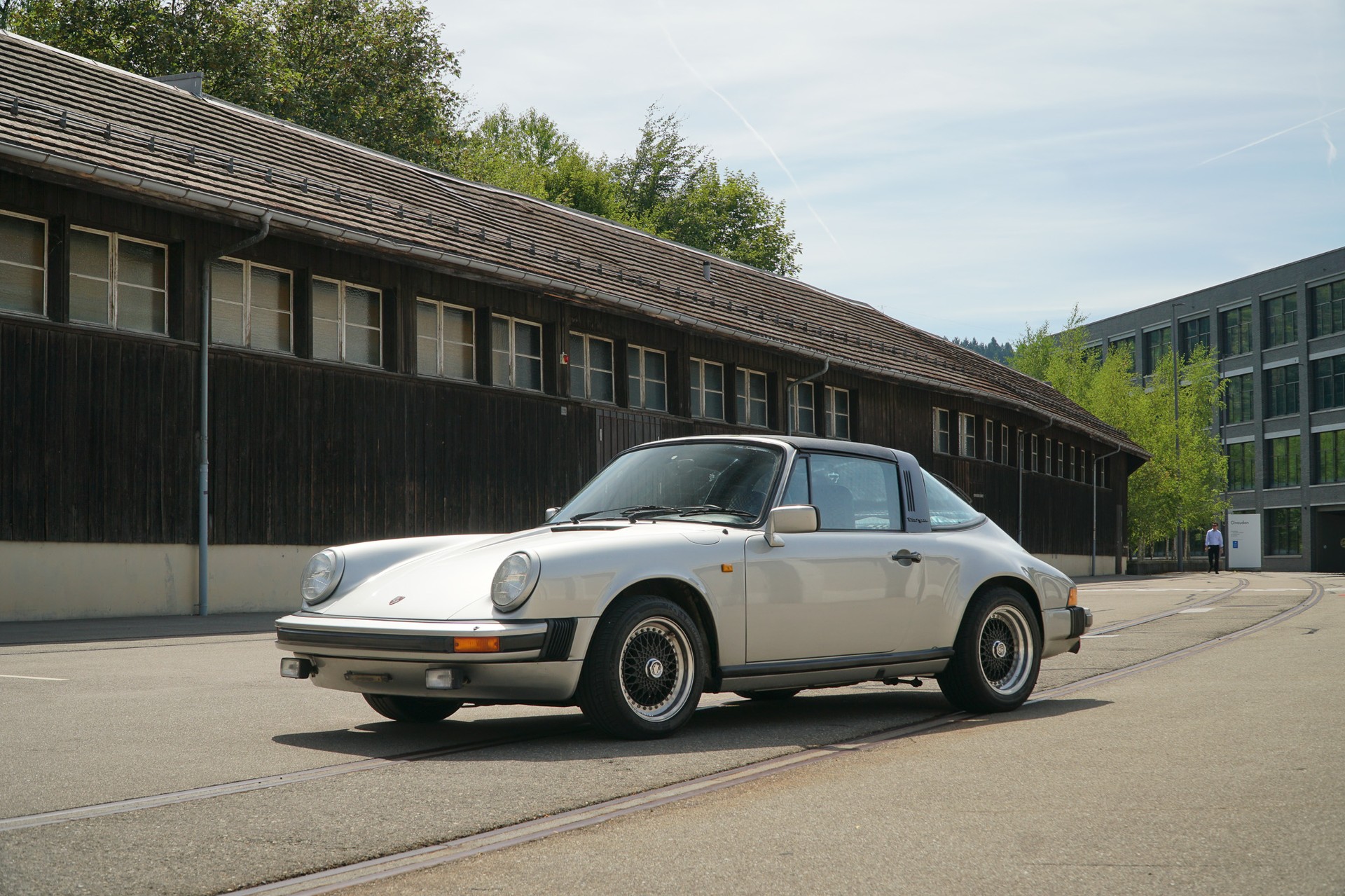 PORSCHE 911 SC Targa-image-0