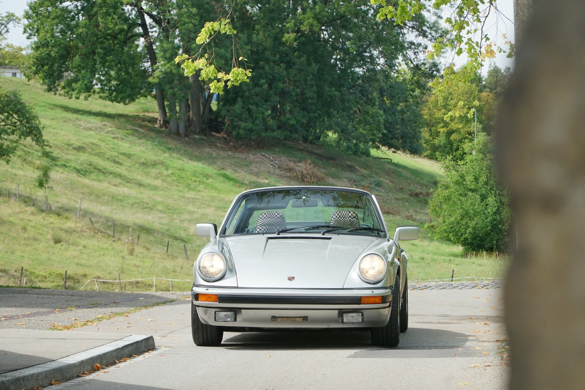 PORSCHE 911 SC Targa-image-22