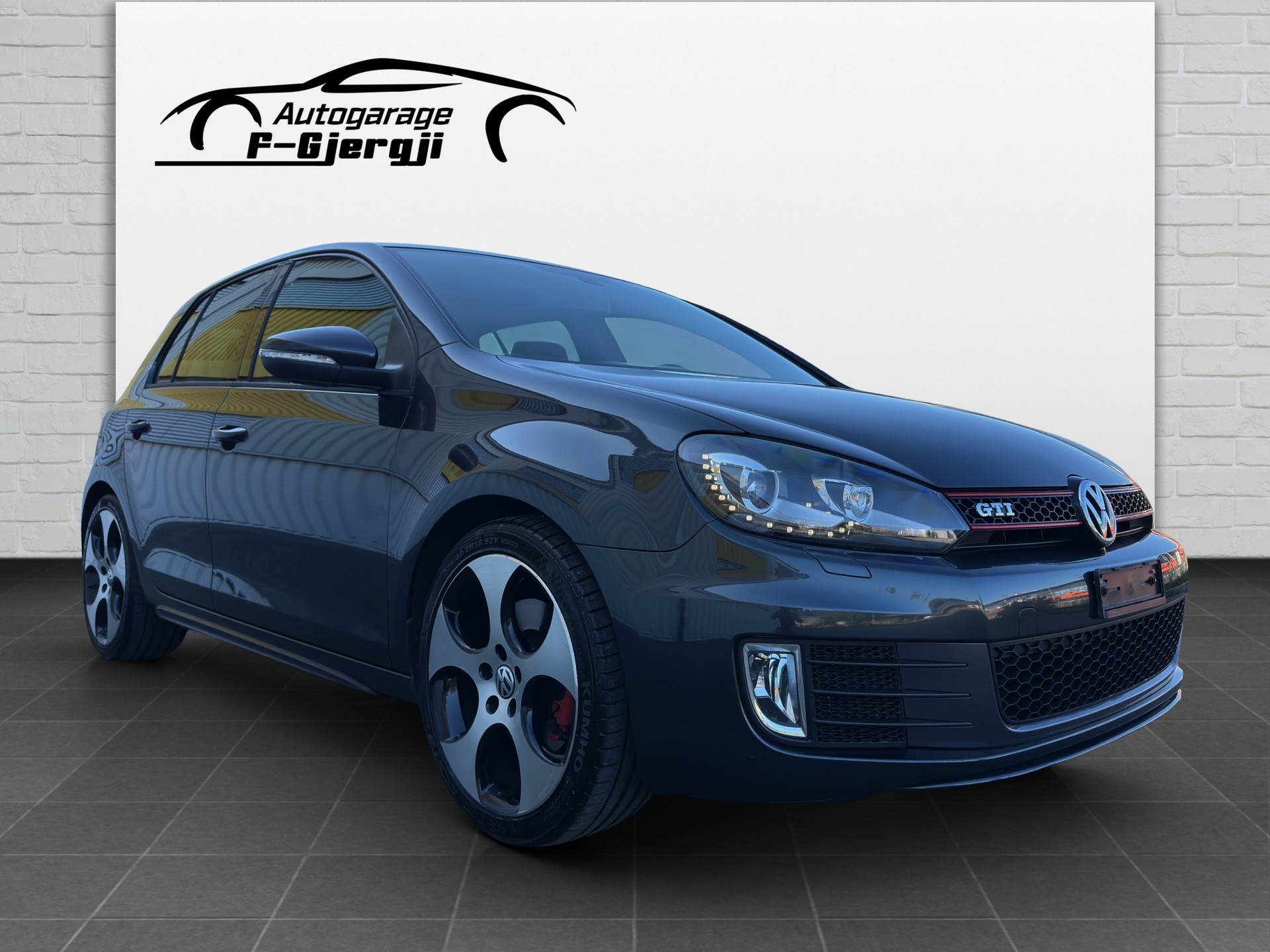 VW Golf 2.0 TSI GTI-image-1