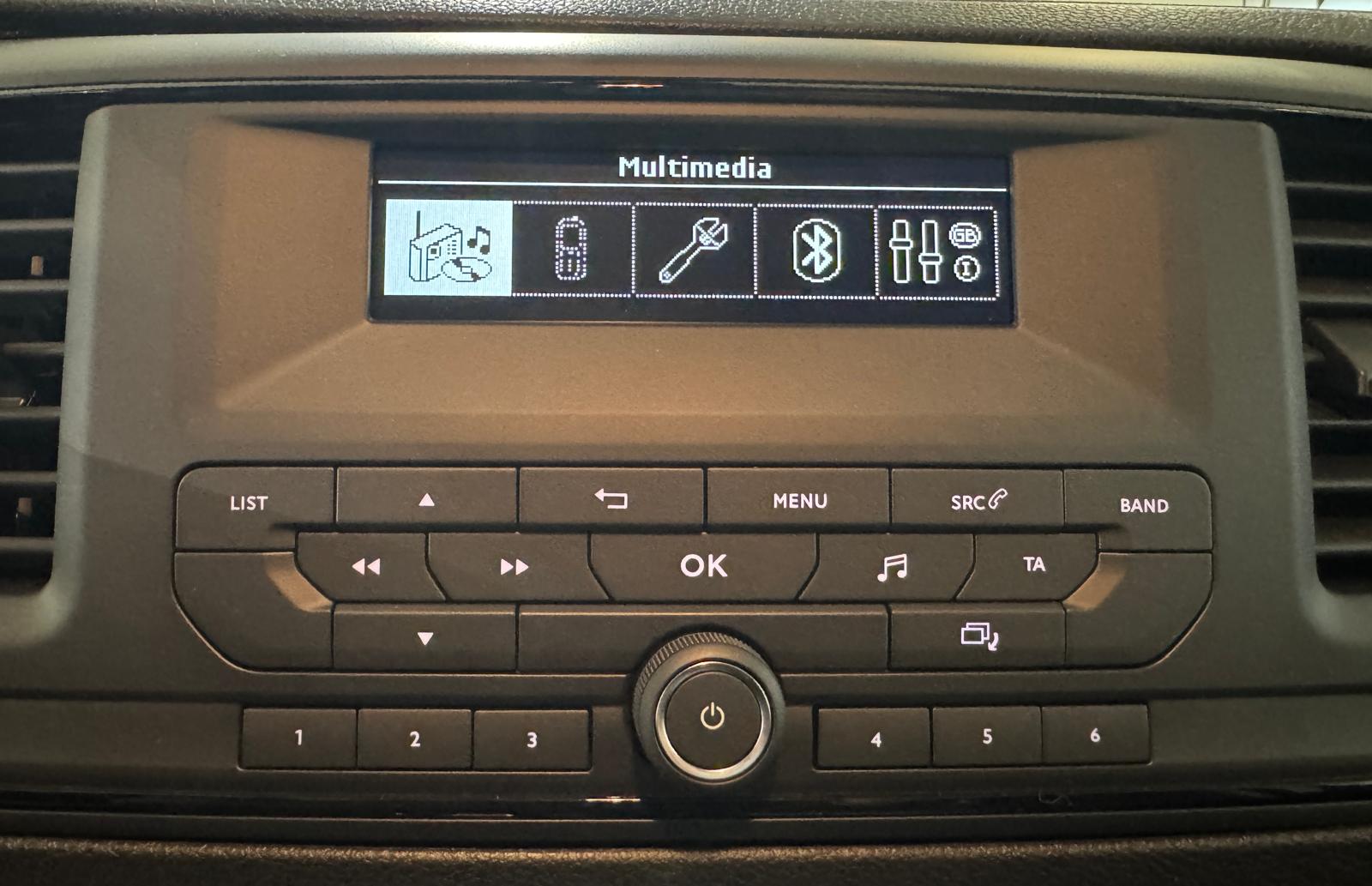 PEUGEOT e-Expert Kaw. Standard 50 kWh-image-16