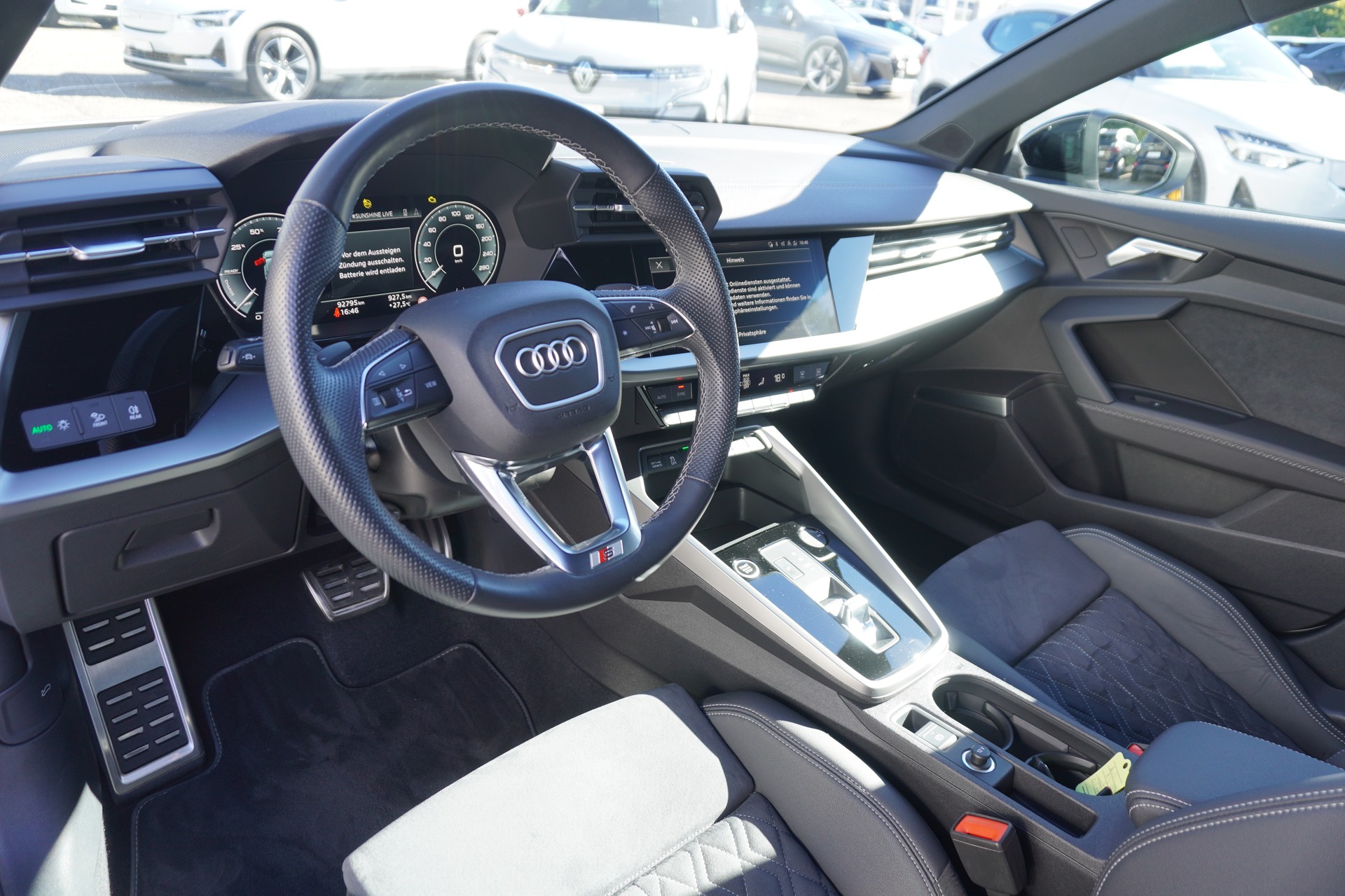 AUDI A3 Sportback 45 TFSI e S line S-tronic-image-15