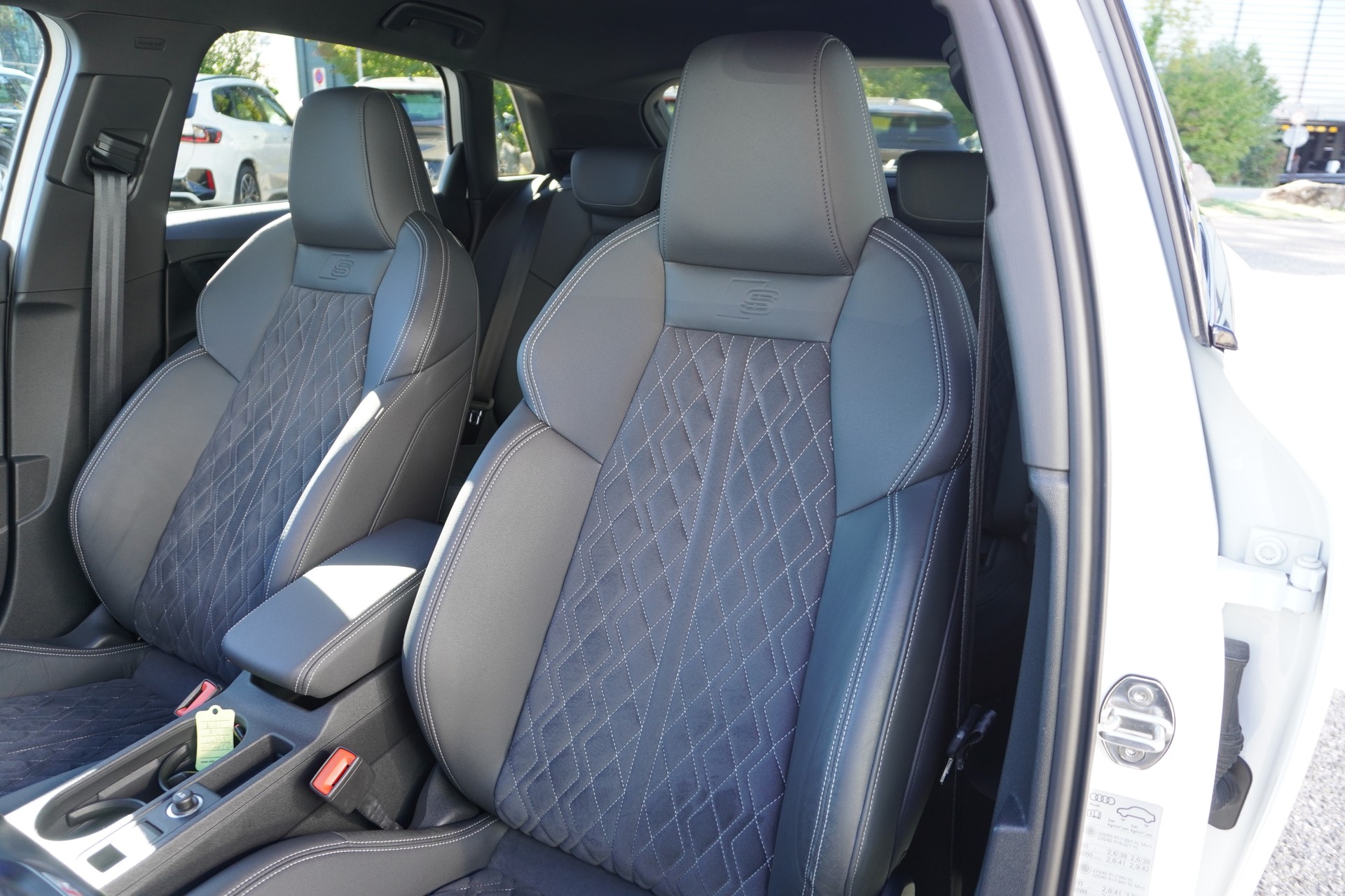 AUDI A3 Sportback 45 TFSI e S line S-tronic-image-20