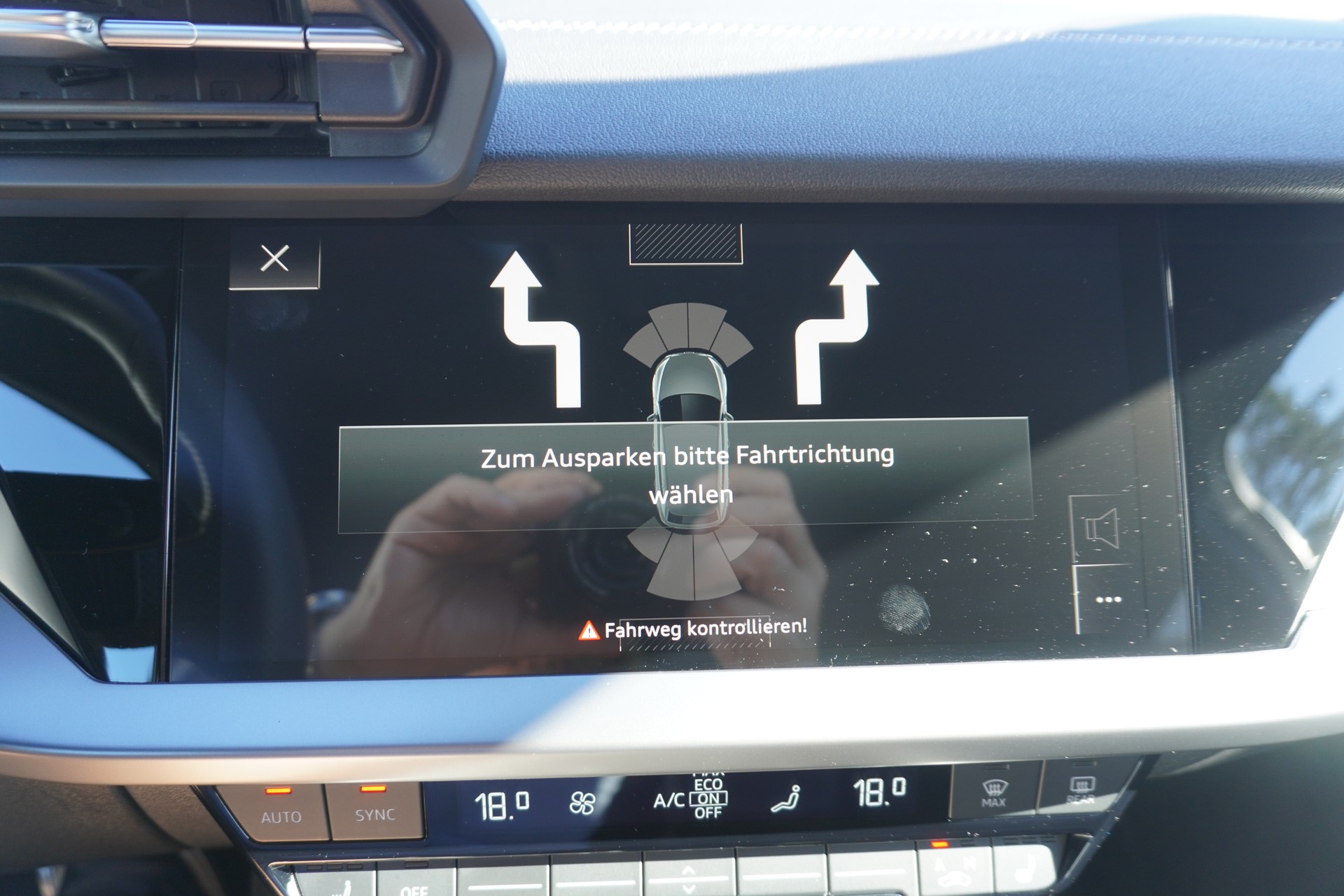 AUDI A3 Sportback 45 TFSI e S line S-tronic-image-39