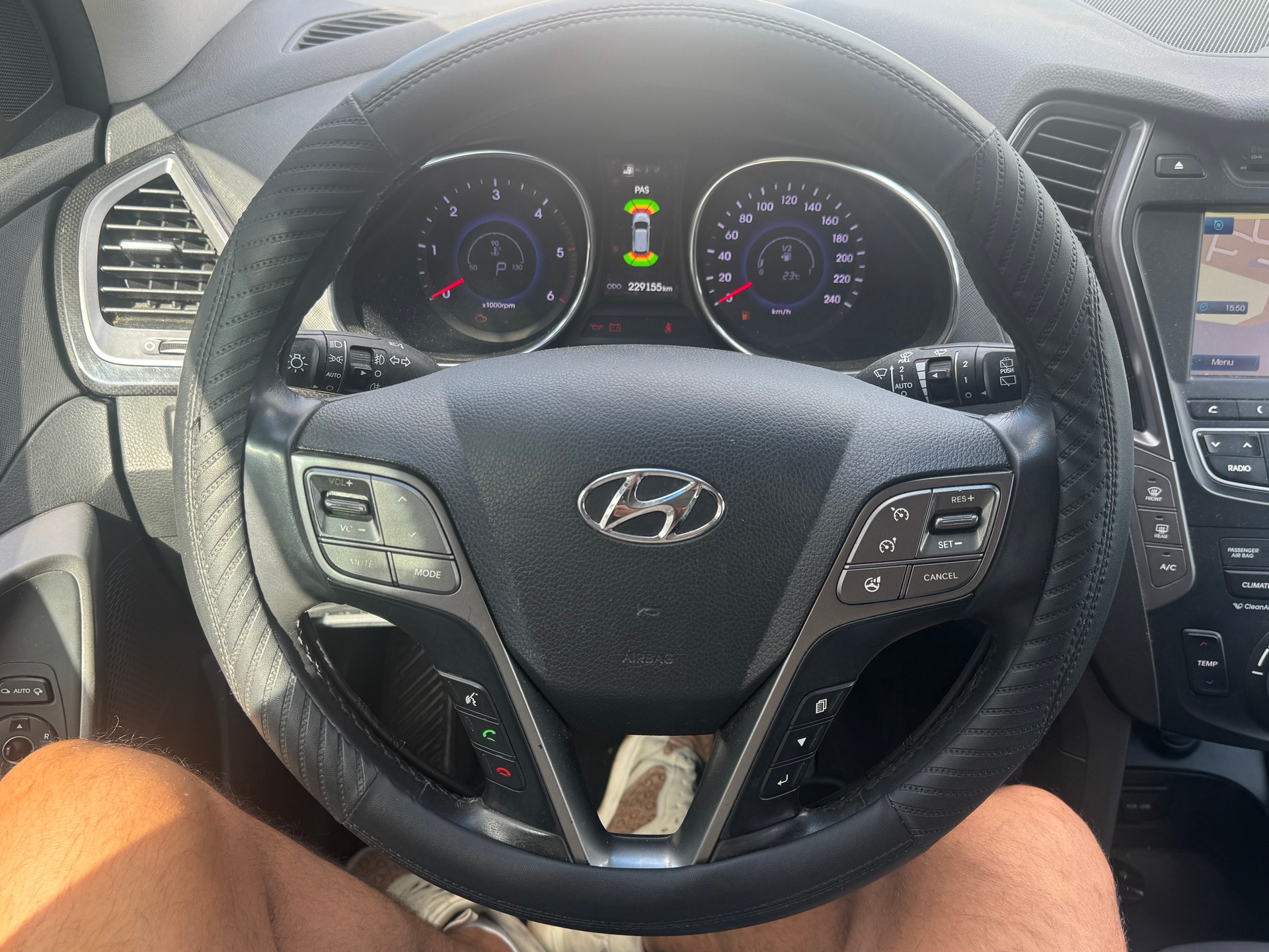 HYUNDAI Santa Fe 2.2 CRDI Premium 4WD Automatic-image-12