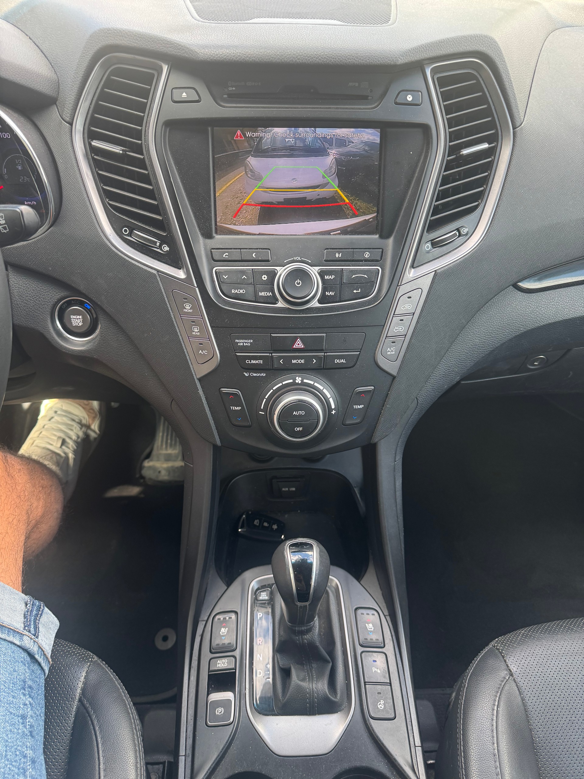 HYUNDAI Santa Fe 2.2 CRDI Premium 4WD Automatic-image-10